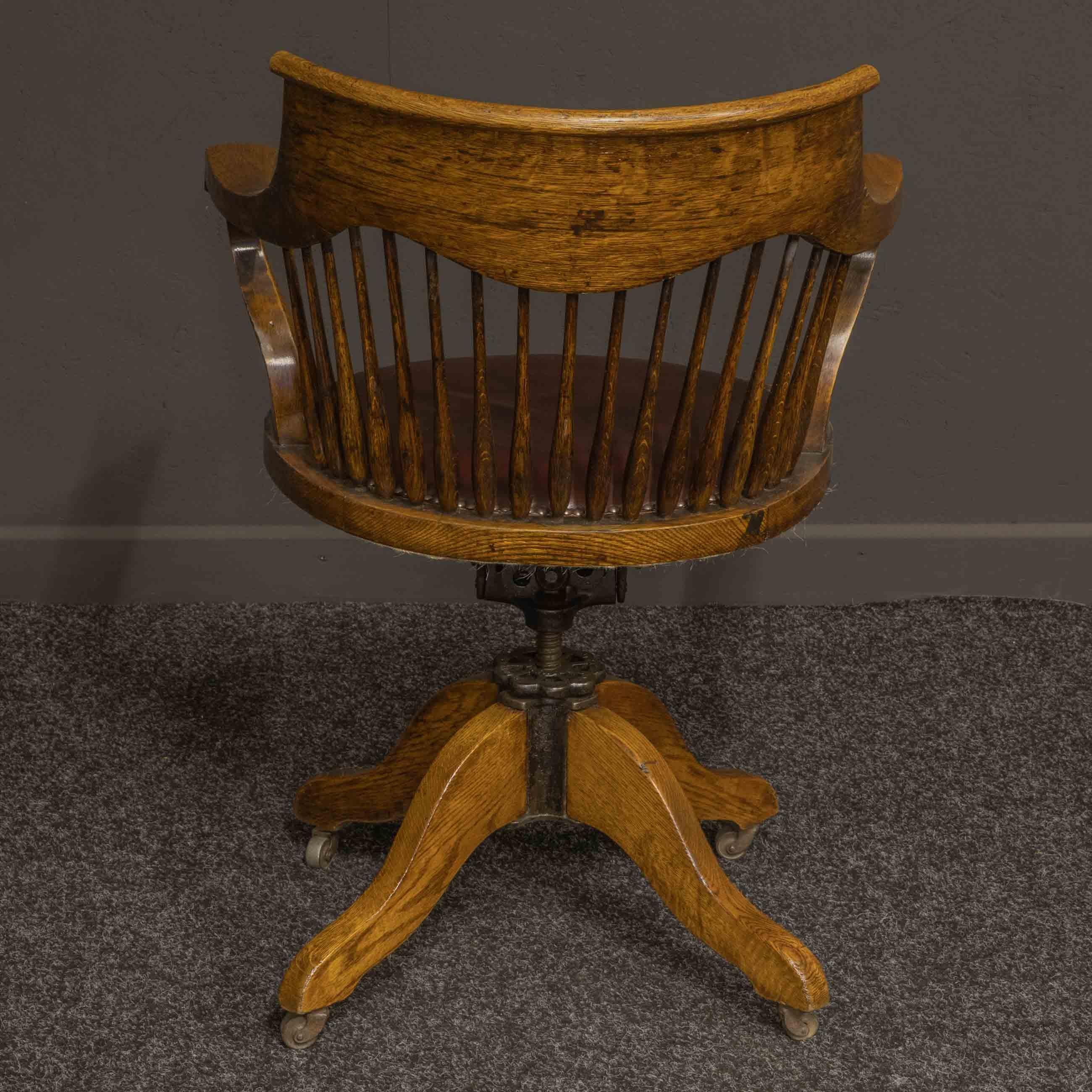 20th Century Edwardian Oak Swivel Chair