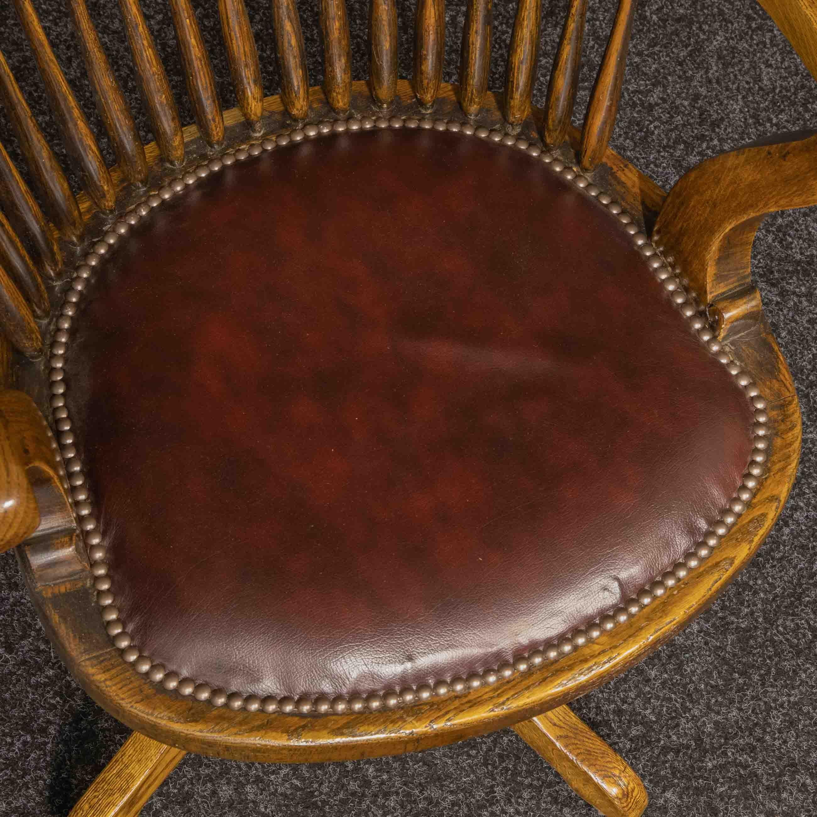 Edwardian Oak Swivel Chair 1