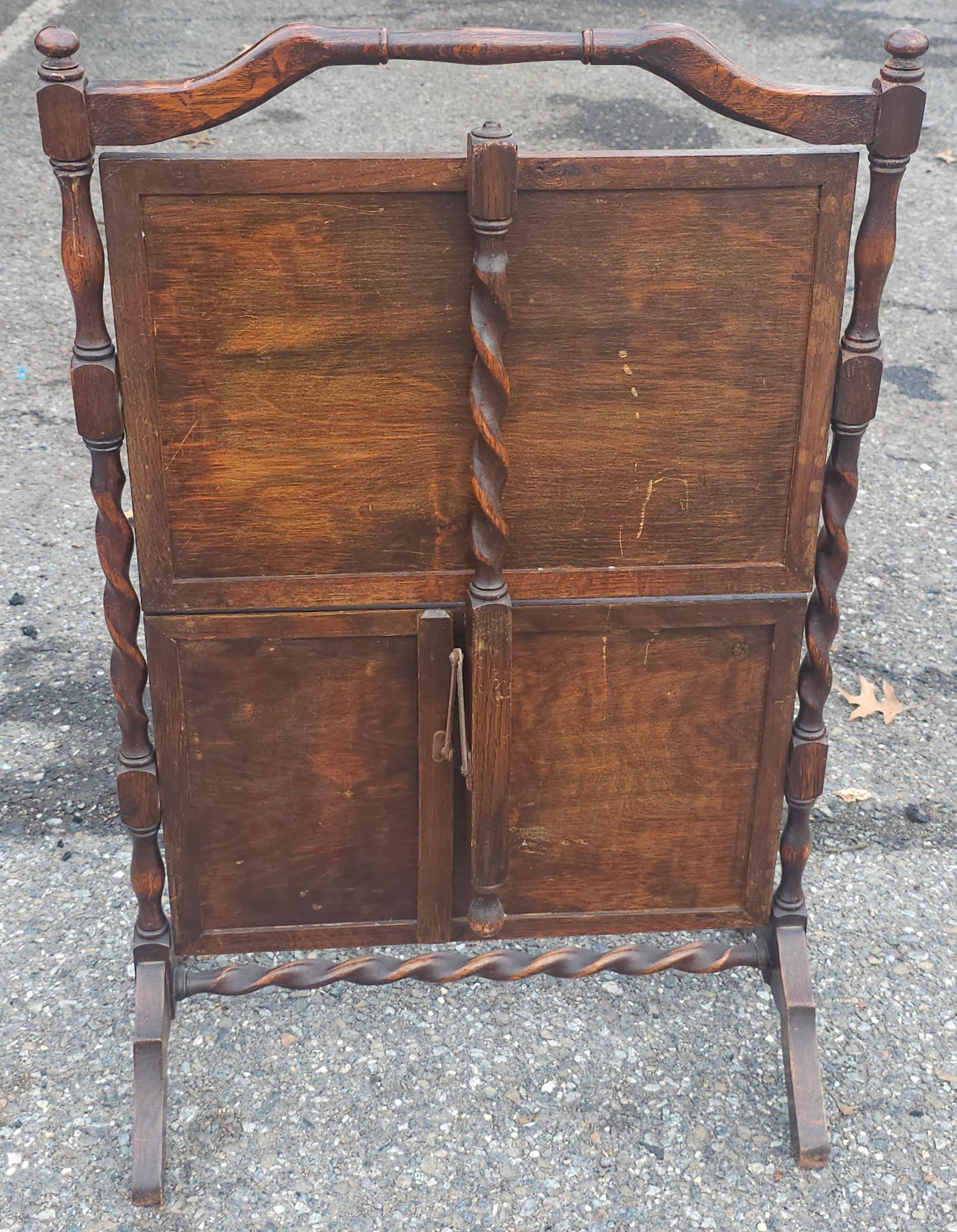 Edwardian Oak Tiered Barley Twist Free Standing Folding Etagere, C. 1900 For Sale 1