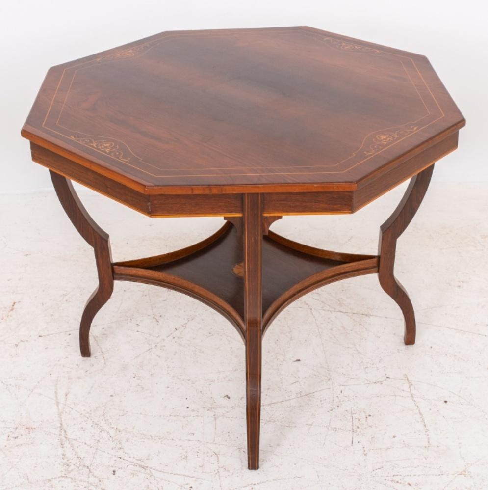 Edwardian Octagonal Inlaid Rosewood Lamp Table In Good Condition For Sale In New York, NY