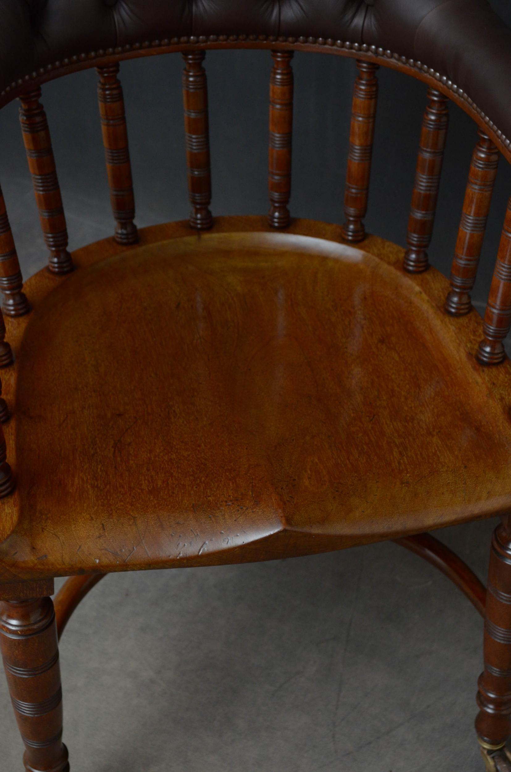 Edwardian Office Chair in Mahogany In Good Condition In Whaley Bridge, GB