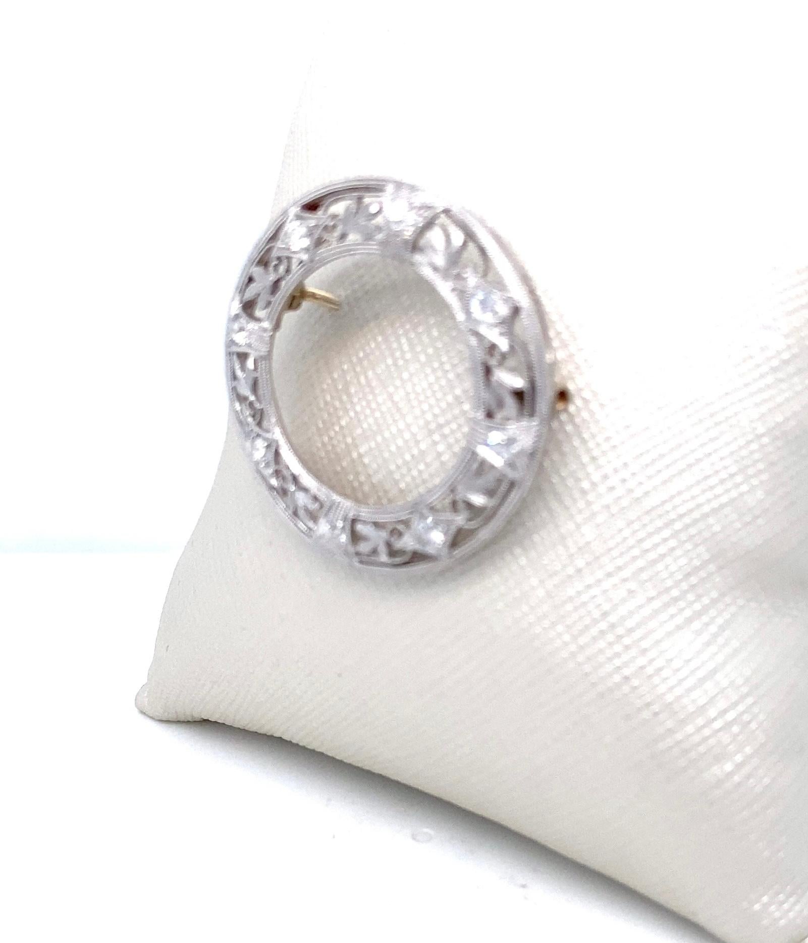 Edwardian Old Mine-Cut  and Old European-Cut Diamond Platinum Circle Pin/Pendant In Good Condition For Sale In Towson, MD