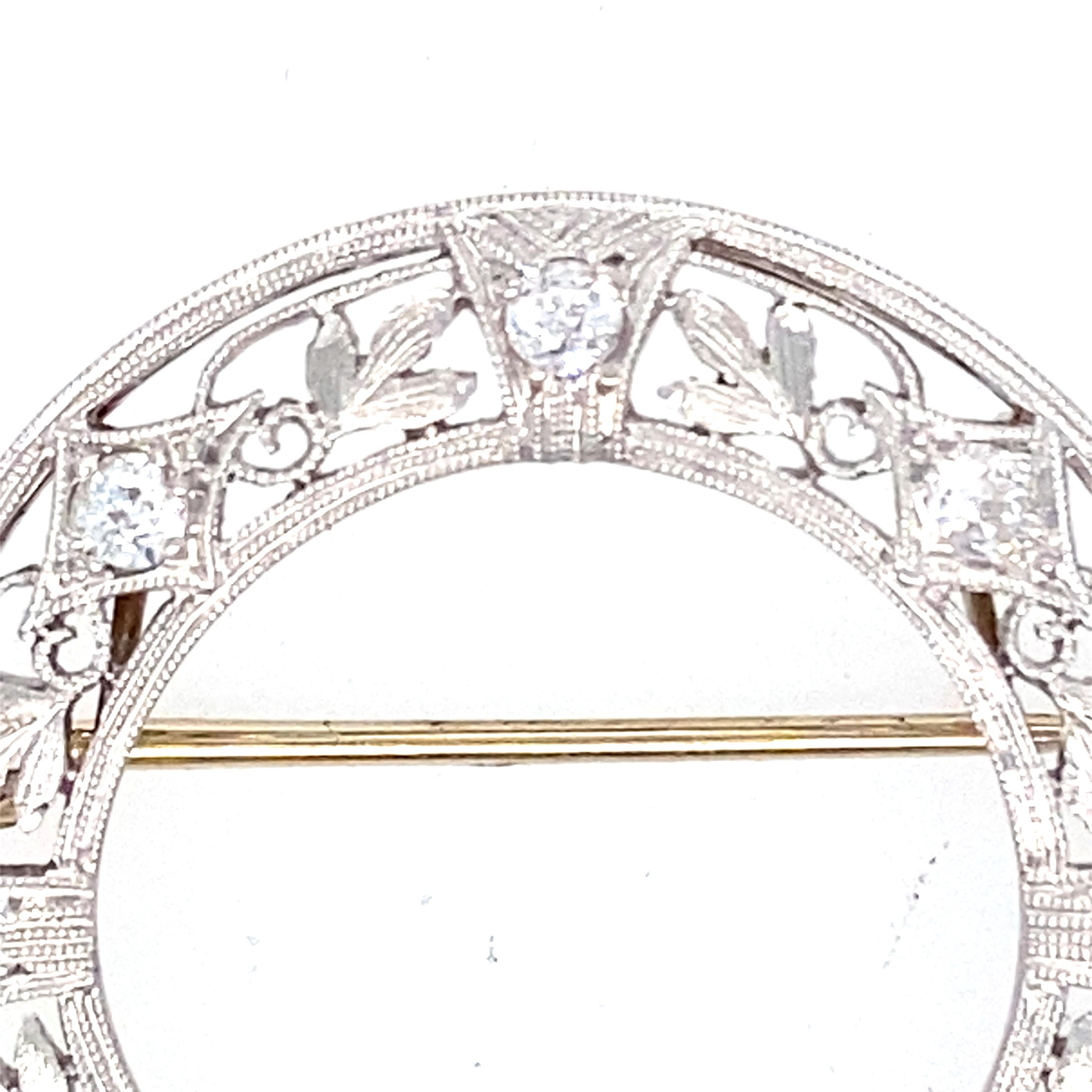 Edwardian Old Mine-Cut  and Old European-Cut Diamond Platinum Circle Pin/Pendant For Sale 2