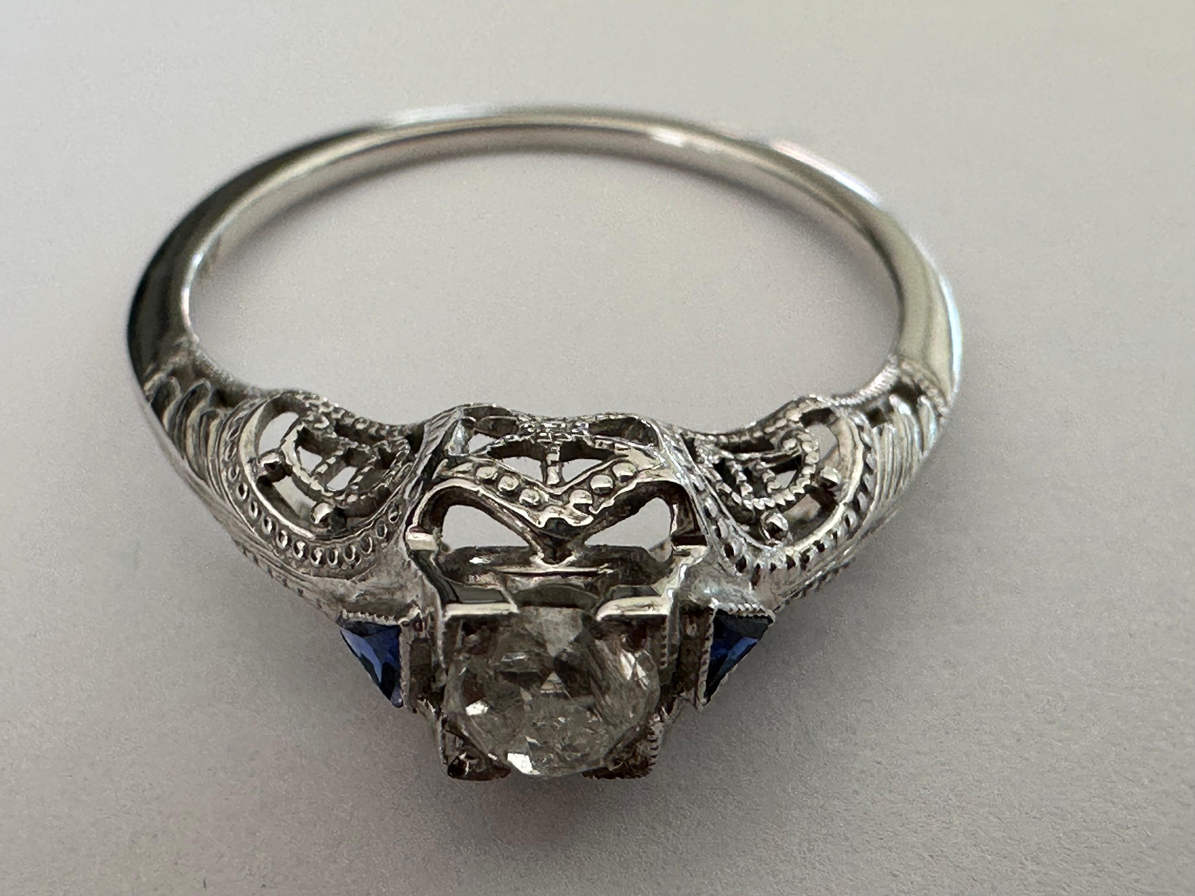 Edwardian Old Mine Cut Diamond and Sapphire Ring  For Sale 3