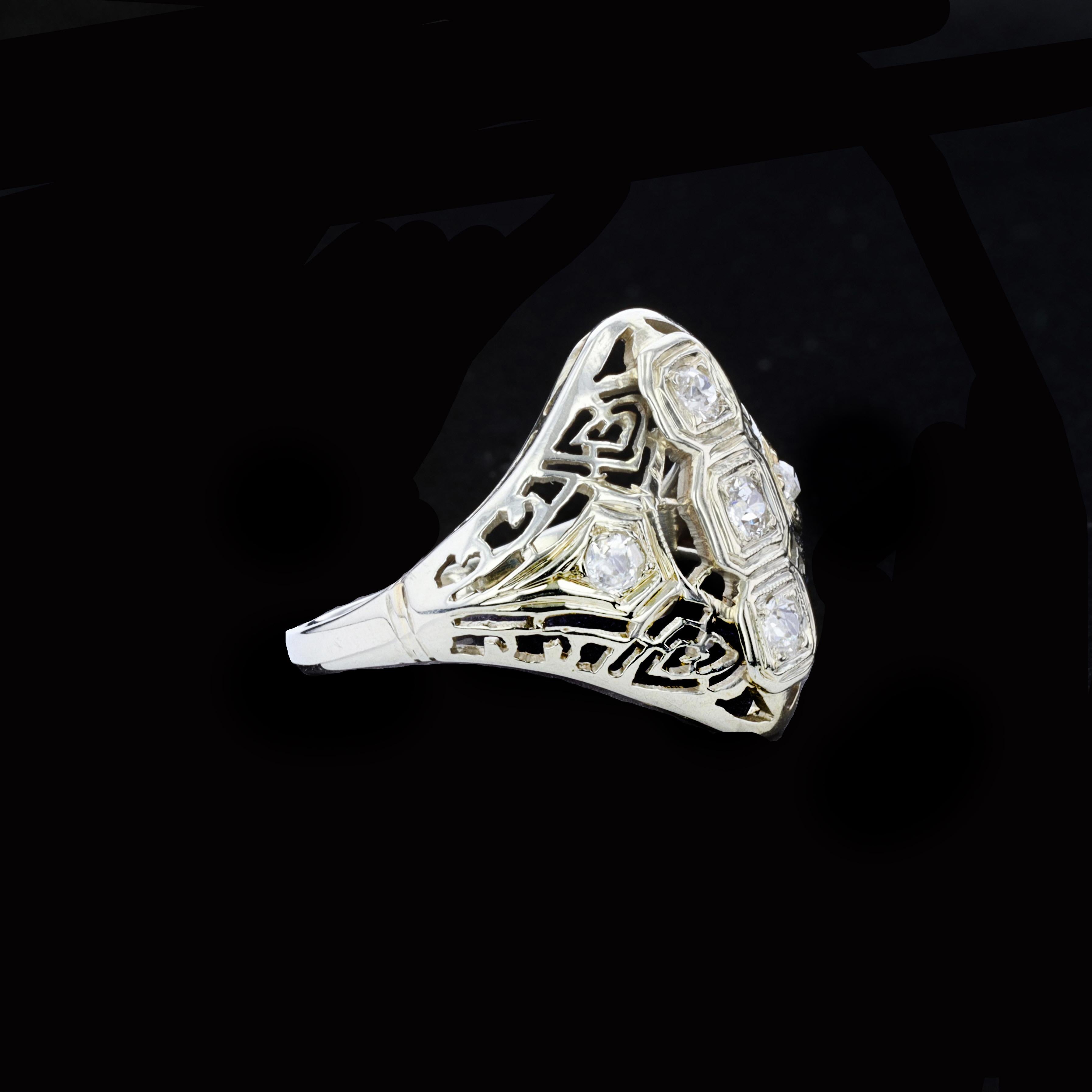 Women's Edwardian Old Mine Cut Diamond Ring For Sale