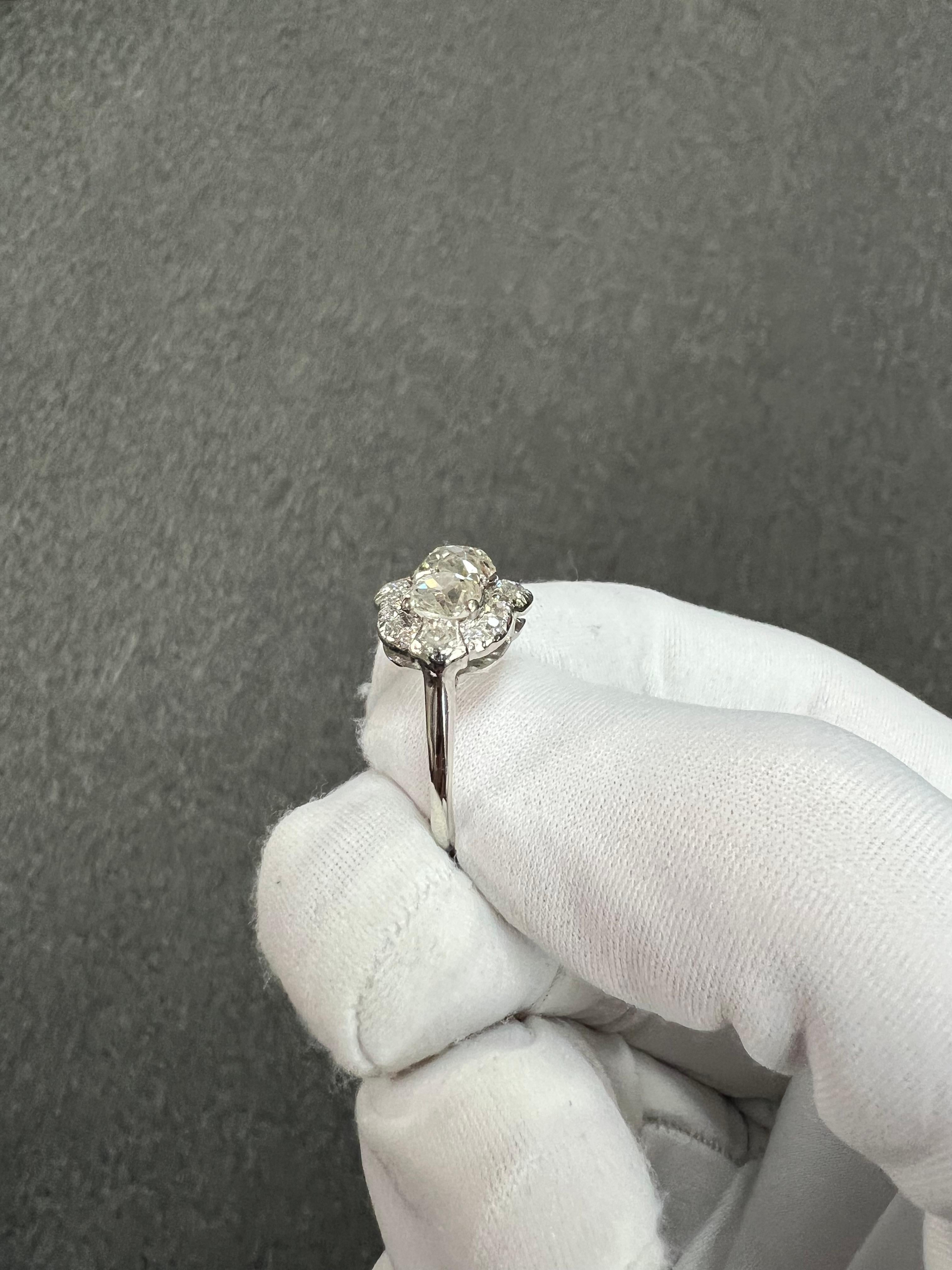Edwardian Old Mine Cut Diamond Three Stone Platinum Ring Circa 1910 For Sale 10