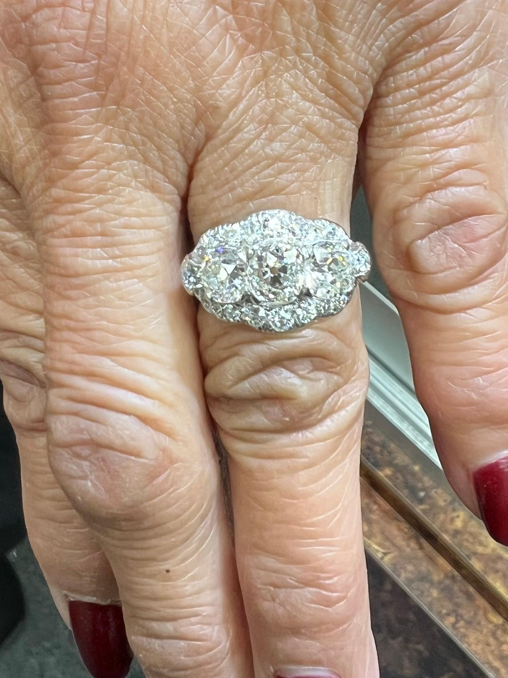 Edwardian Old Mine Cut Diamond Three Stone Platinum Ring Circa 1910 For Sale 1