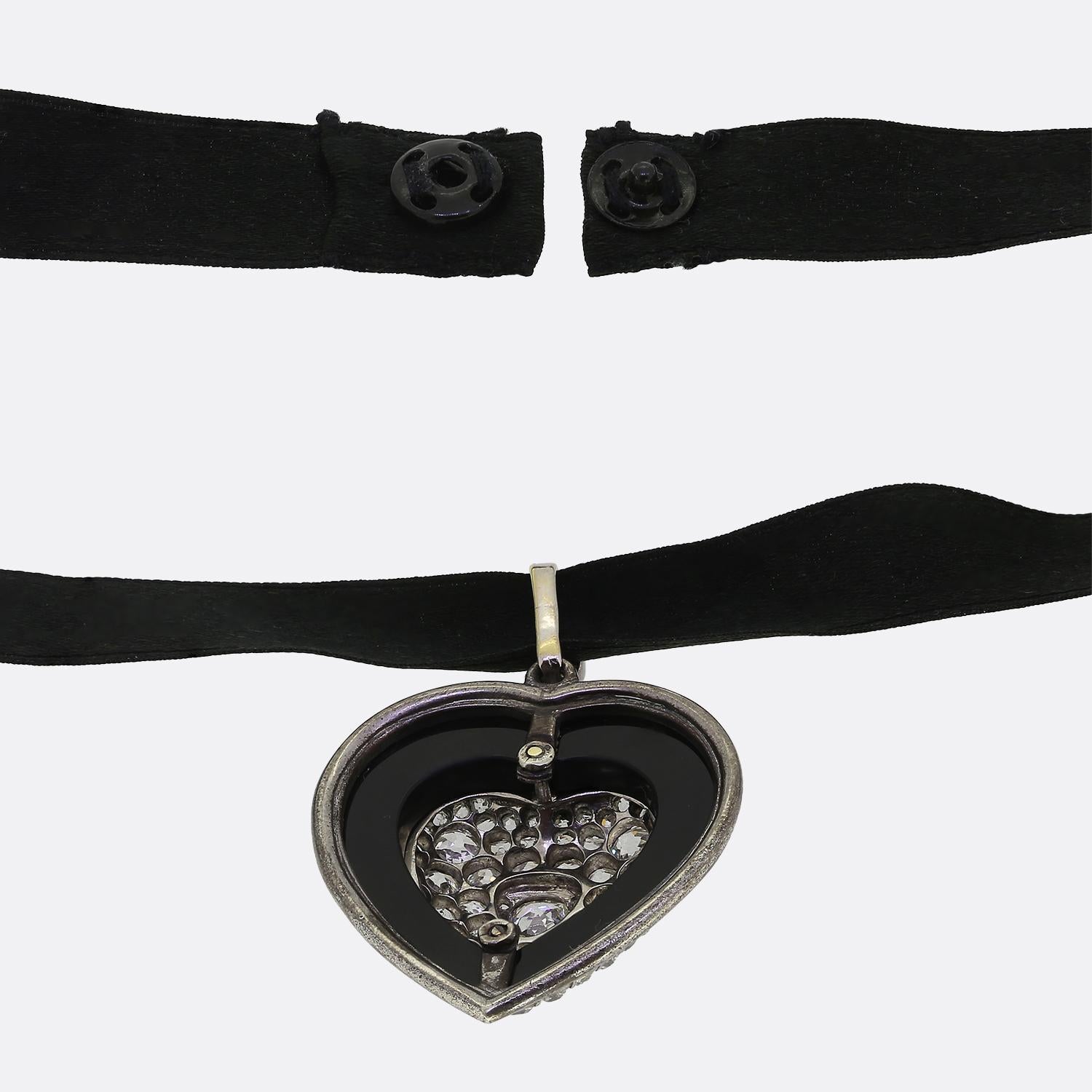 Edoardiano Collana girocollo con cuore in onice e diamanti di epoca edoardiana in vendita