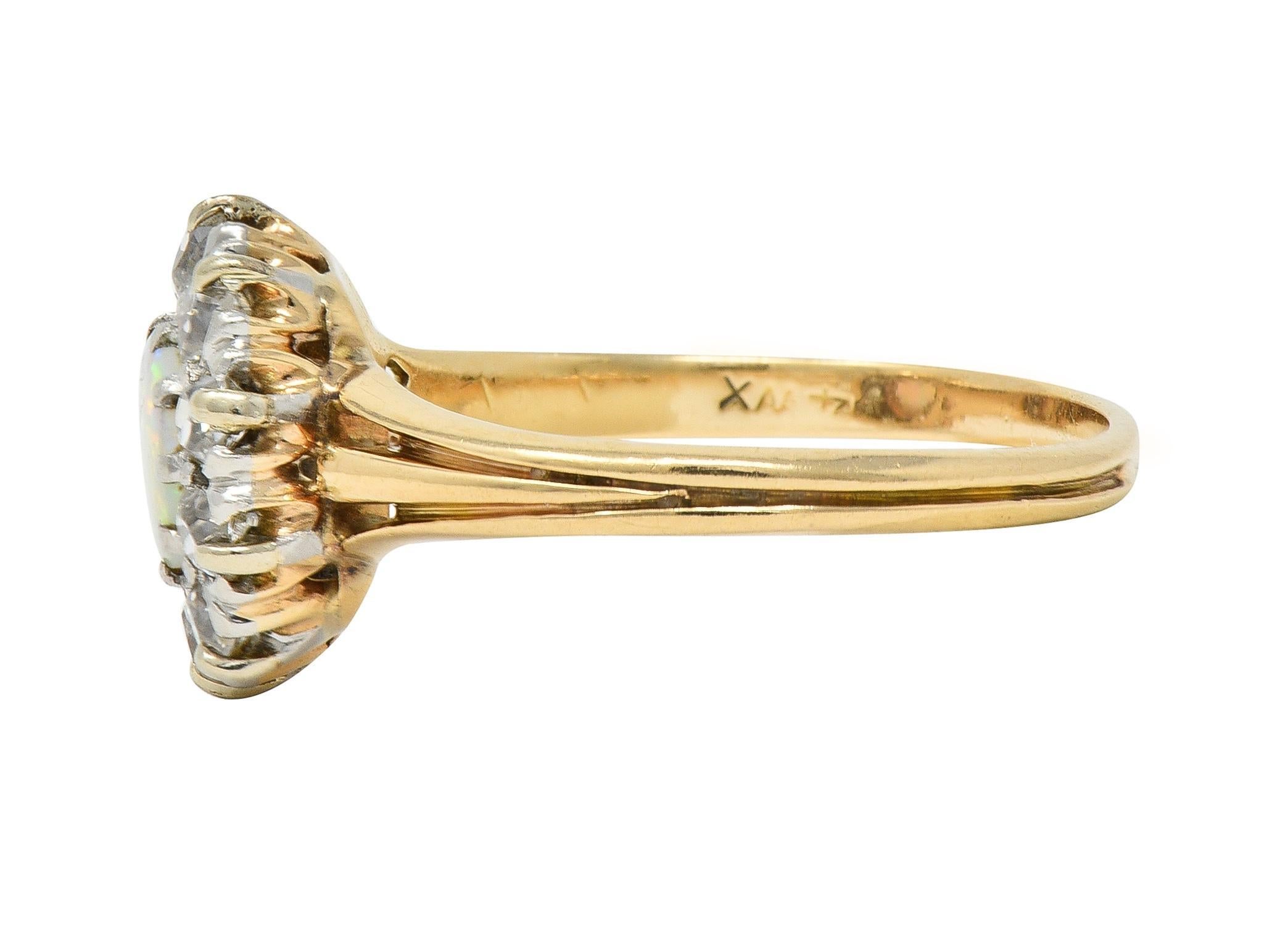 Antiker edwardianischer Opal-Diamant-Platin 14 Karat Gelbgold-Halo-Ring für Damen oder Herren im Angebot