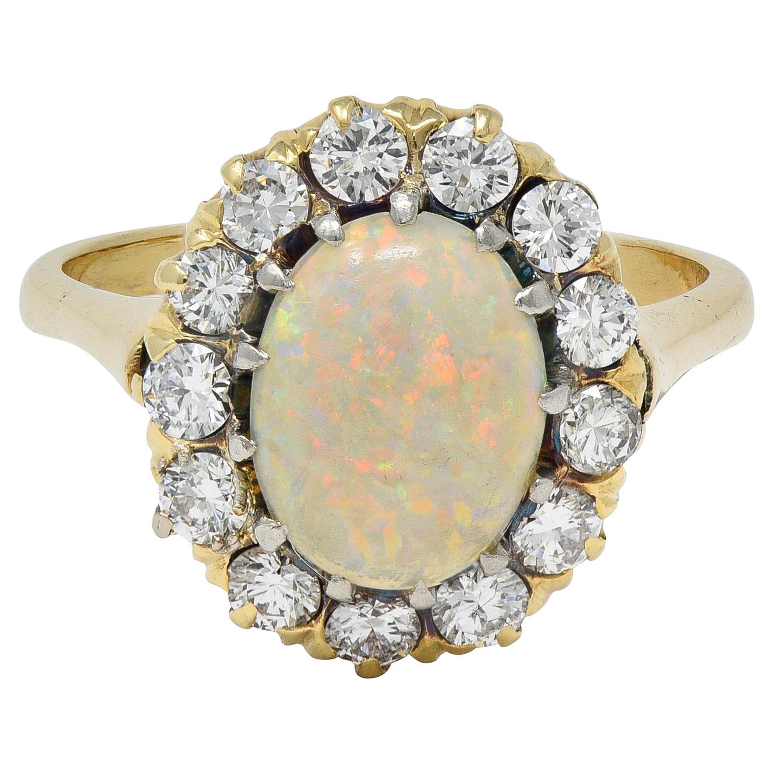 Antiker edwardianischer Opal-Diamant-Platin 14 Karat Gelbgold-Halo-Ring im Angebot