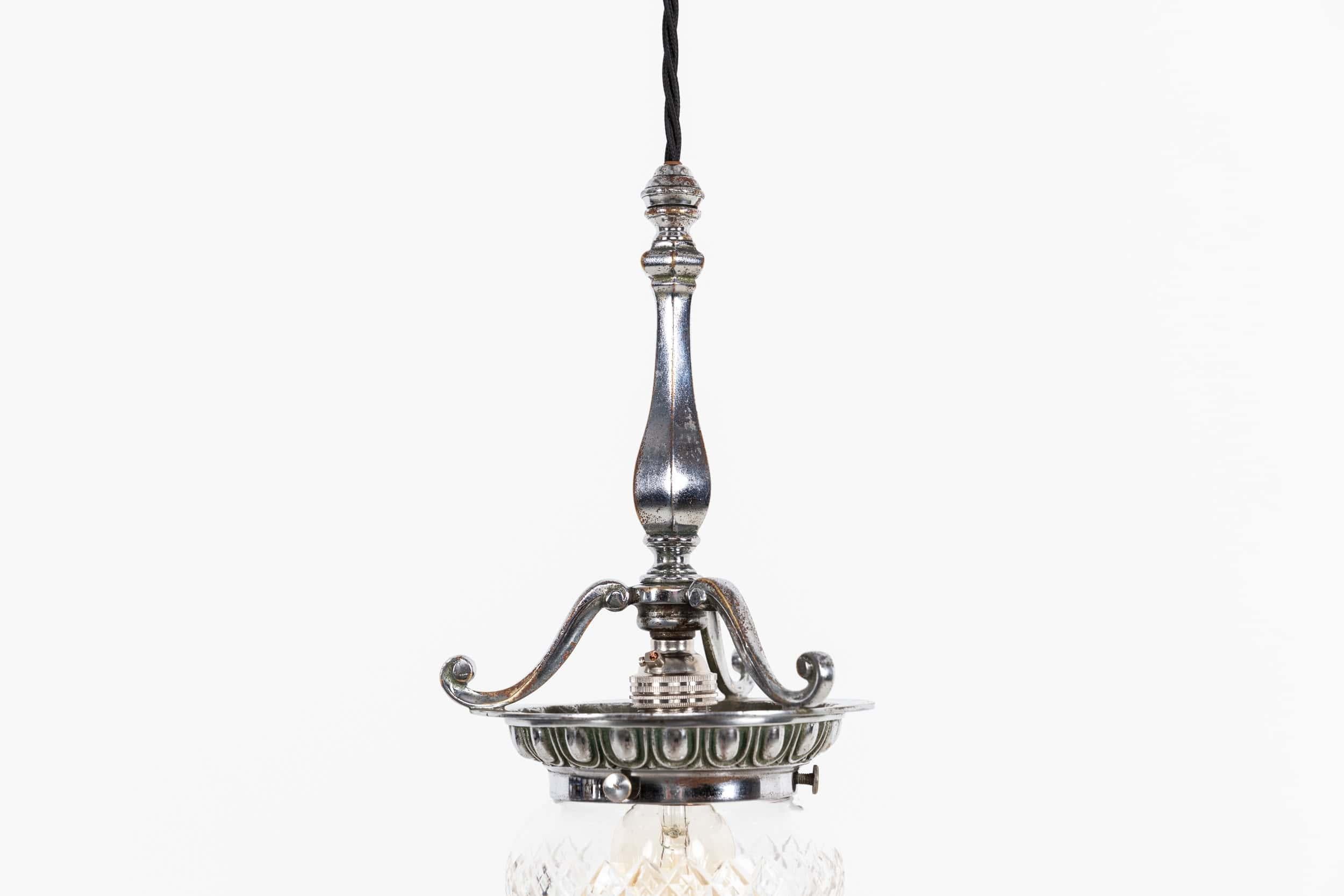 Edwardian Ornate Teardrop Cut Glass Light Pendant Lamp, C.1900 In Fair Condition For Sale In London, GB