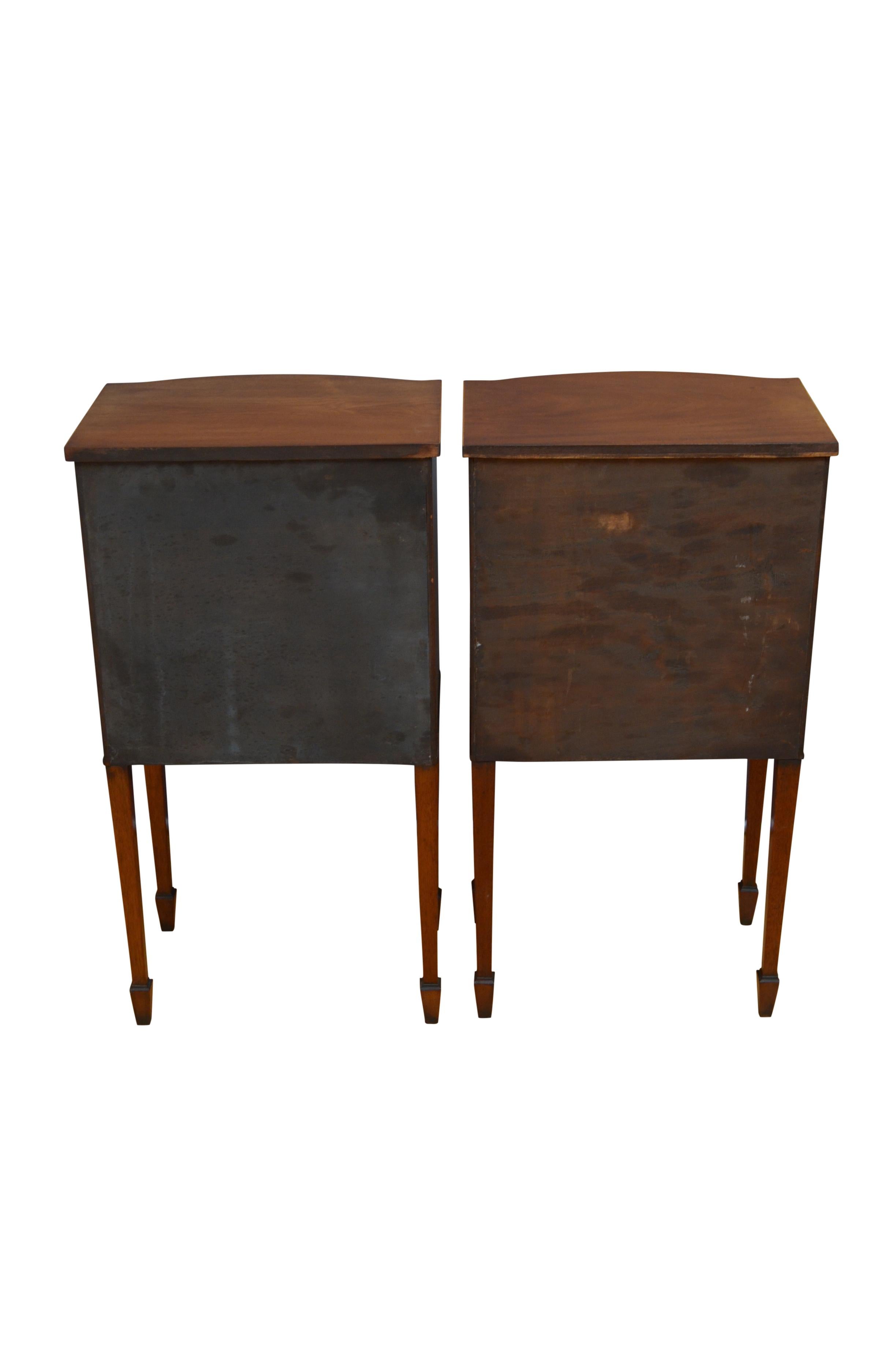 Edwardian Pair of Bedside Cabinets 4