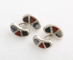 Edwardian Pair of Kidney-Shaped Scottish Agate and Sterling Silver Cuff Links