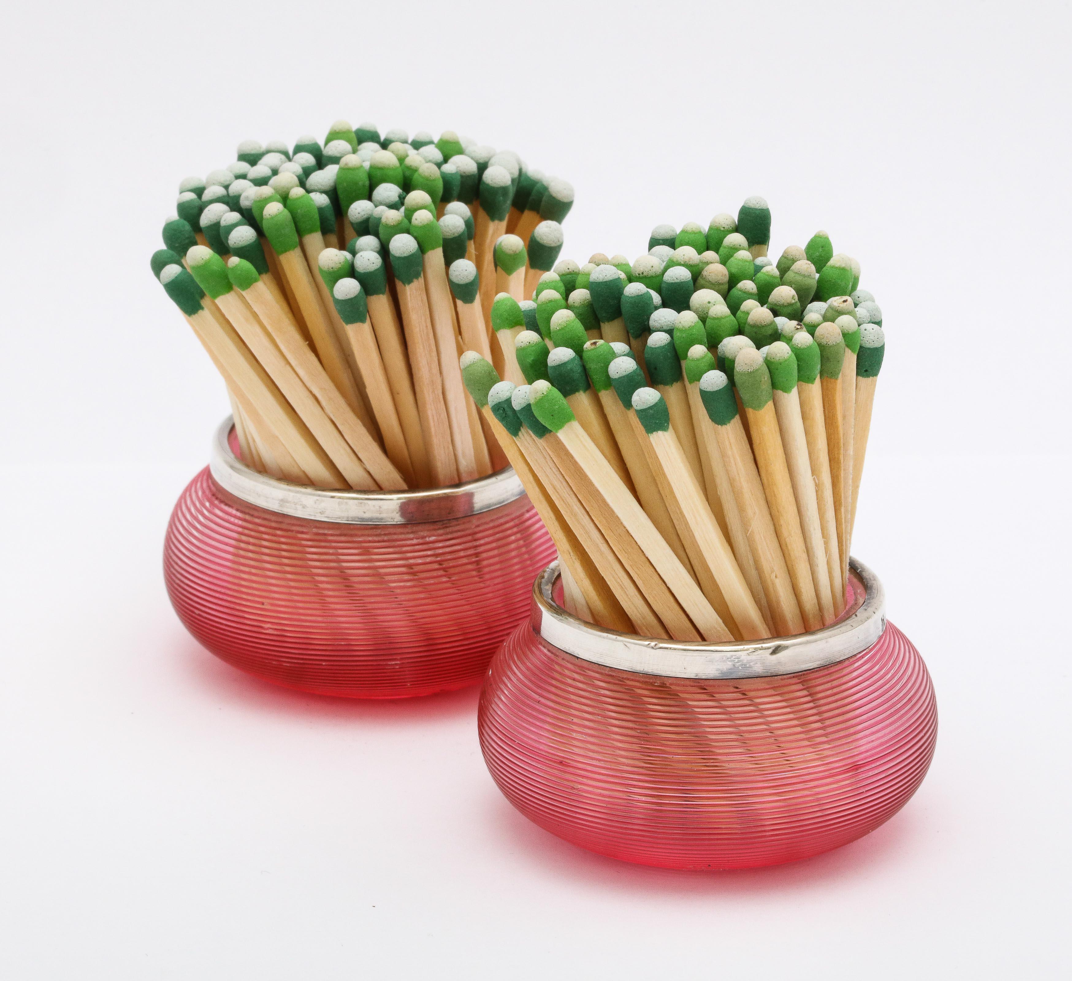 Edwardian Pair of Sterling-Mounted Cranberry/Red Threaded Crystal Match Strikers In Good Condition In New York, NY