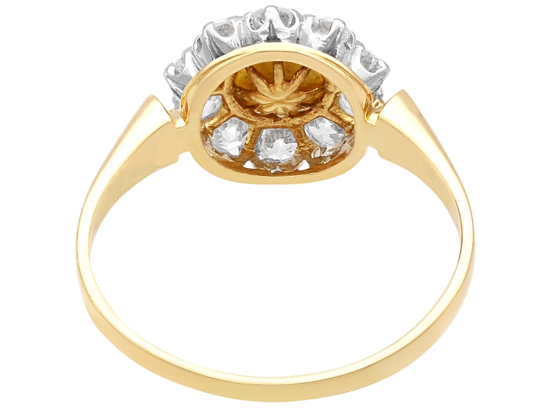 18 Karat Gelbgold-Cluster-Ring mit edwardianischer Perle und 0,30 Karat Diamant (Alteuropäischer Schliff) im Angebot