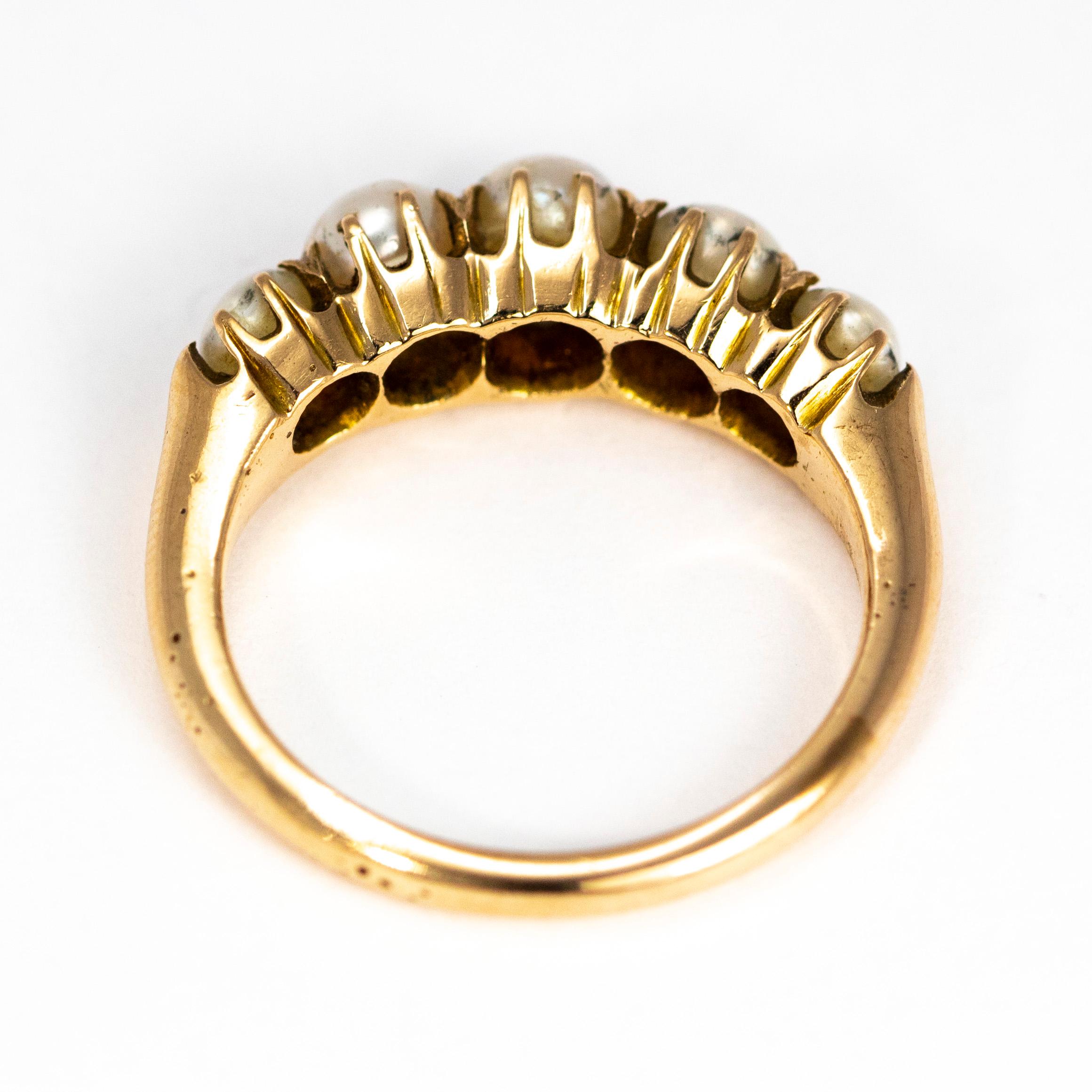 Edwardianische Perle und 9 Karat Gold Fünf-Stein-Perle für Damen oder Herren im Angebot