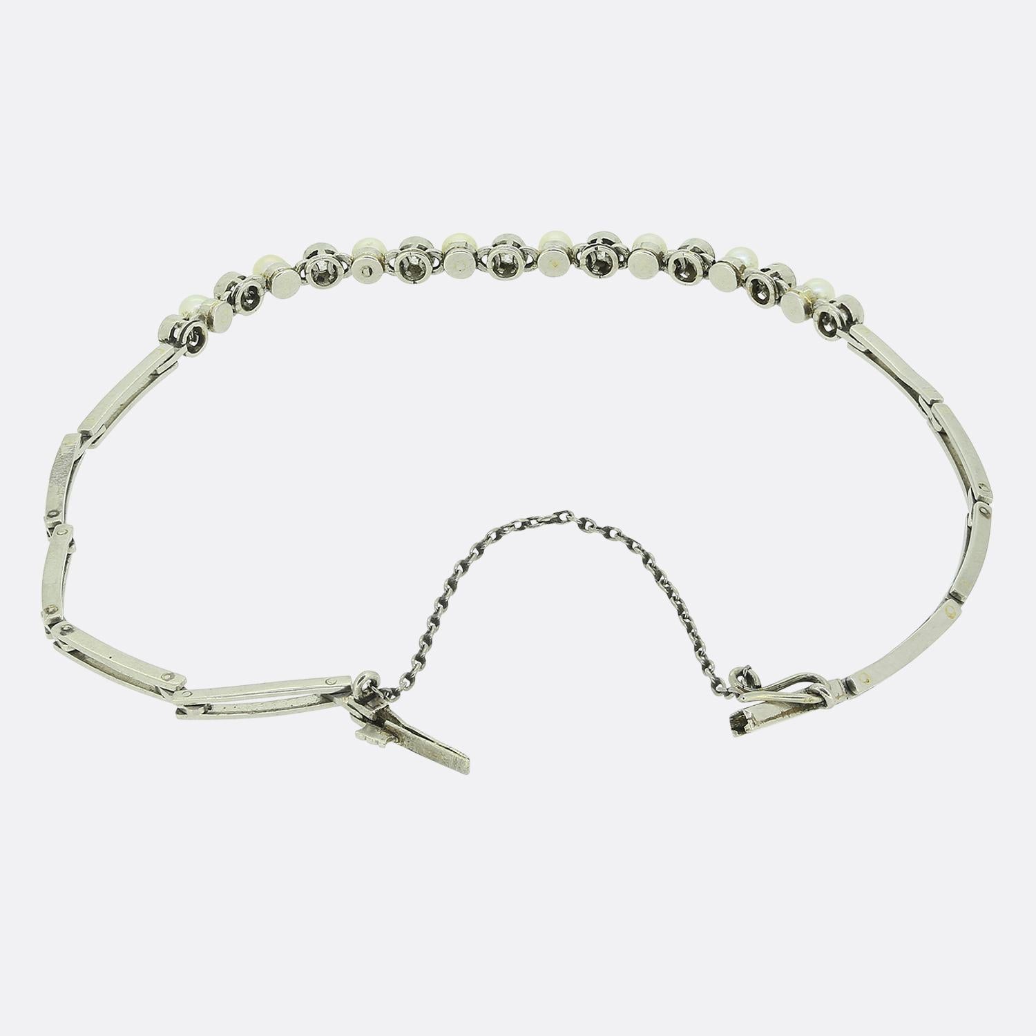 Taille ronde Bracelet édouardien en perles et diamants en vente