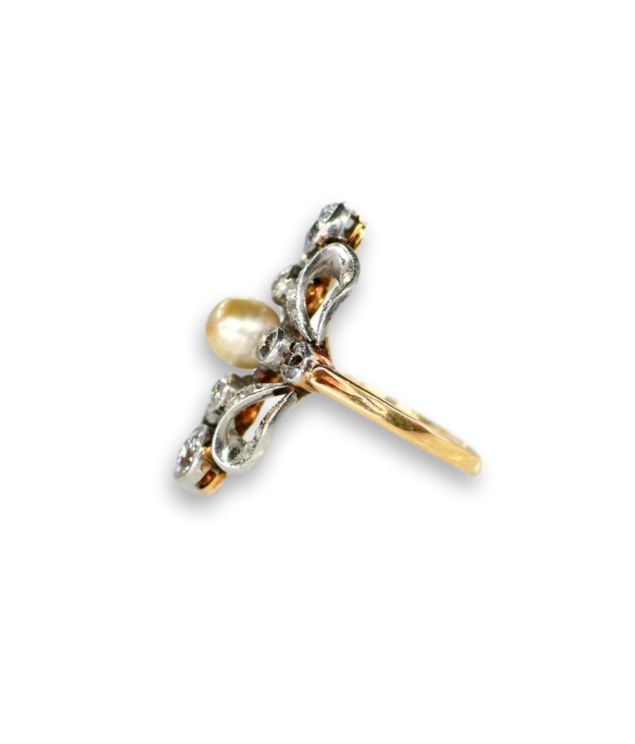 Women's or Men's Edwardian Pearl Diamond Gold Ring, circa 1910