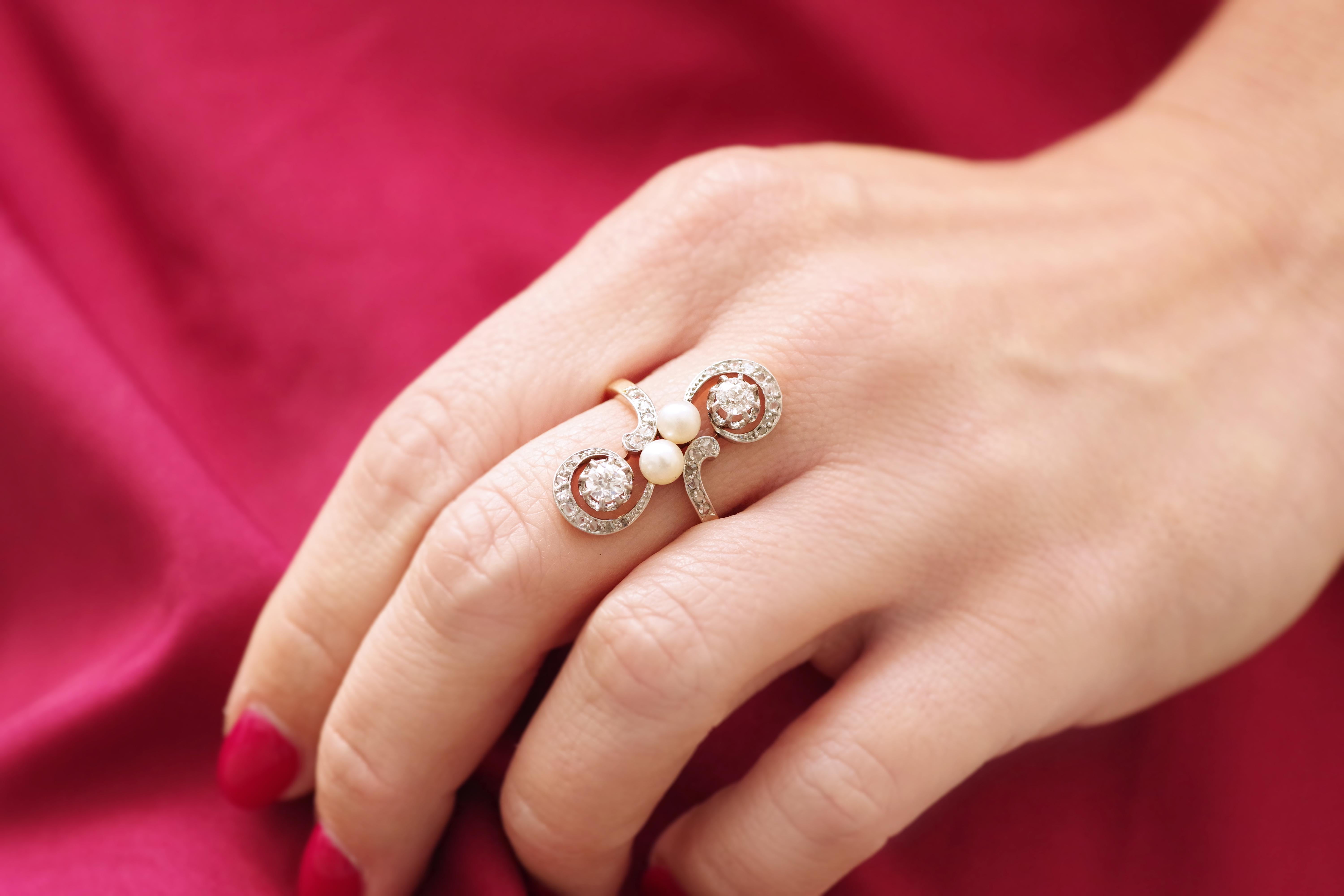 Women's Edwardian pearl diamond ring in 18-karat gold and platinum 