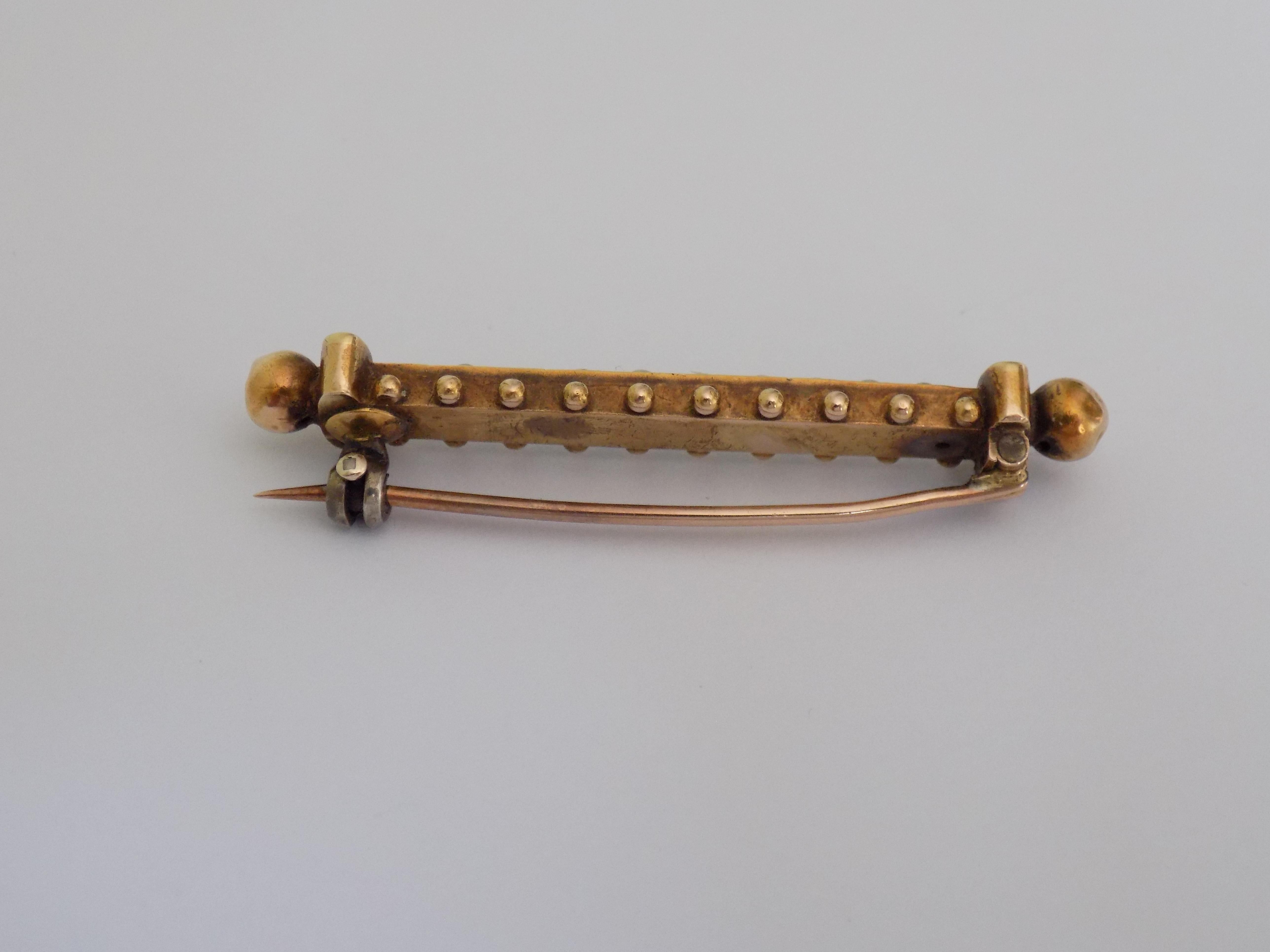 Edwardian Pearl Gold Bar Brooch In Good Condition In Boston, Lincolnshire