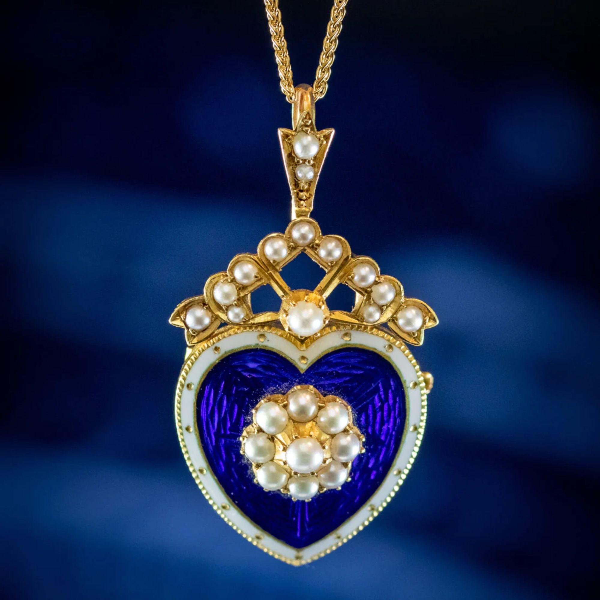 Edwardian Pearl Heart Pendant Necklace in 18Ct Gold Blue Enamel, circa 1901-1910 For Sale 2