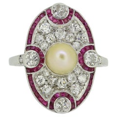 Bague de table en perles, rubis et diamants de style édouardien