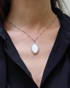 Edwardian pearl Virgin Mary pendant in platinum, Belle Epoque pendant