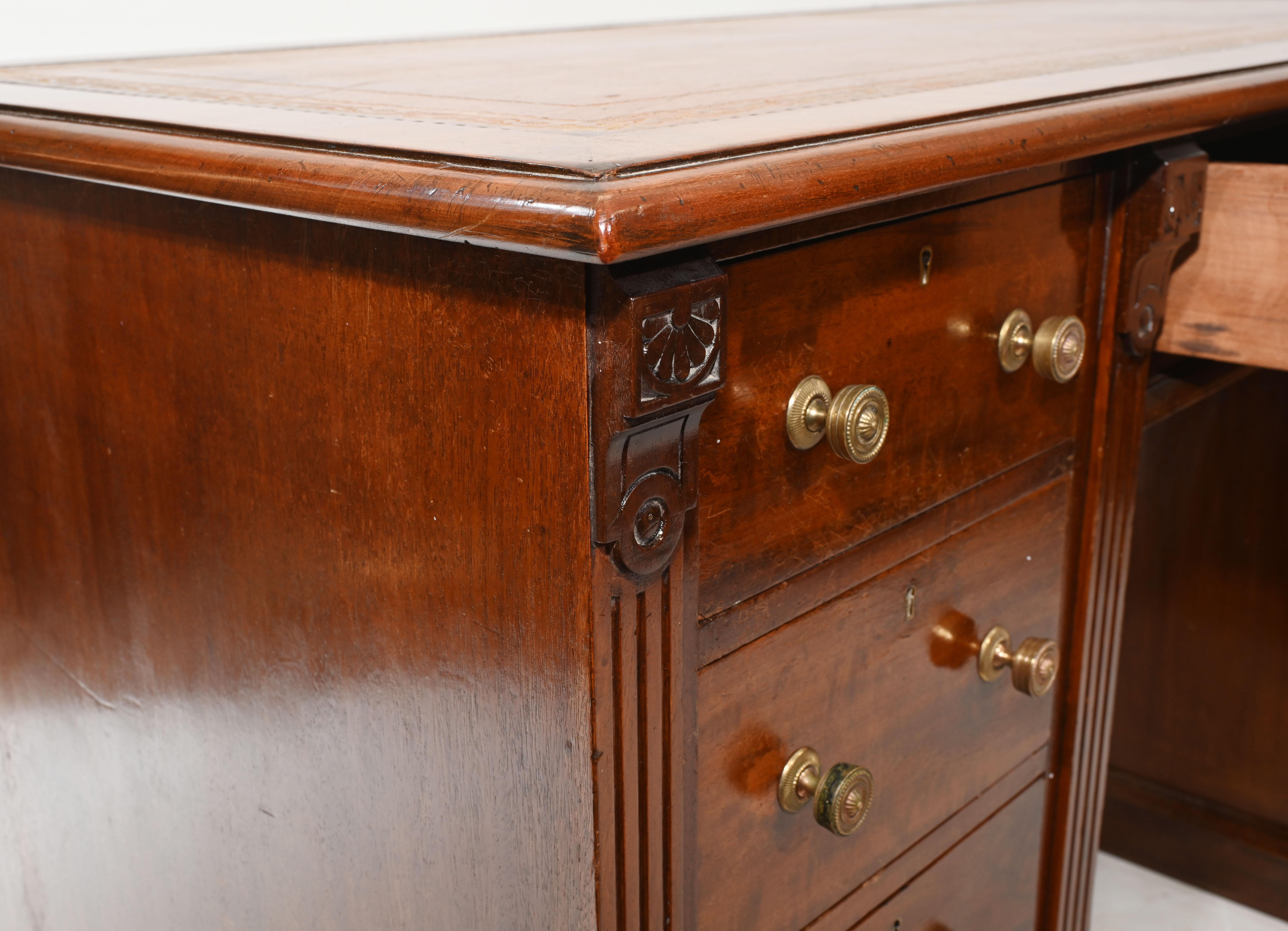 Edwardian Pedestal Desk Mahogany Writing Table, 1910 4