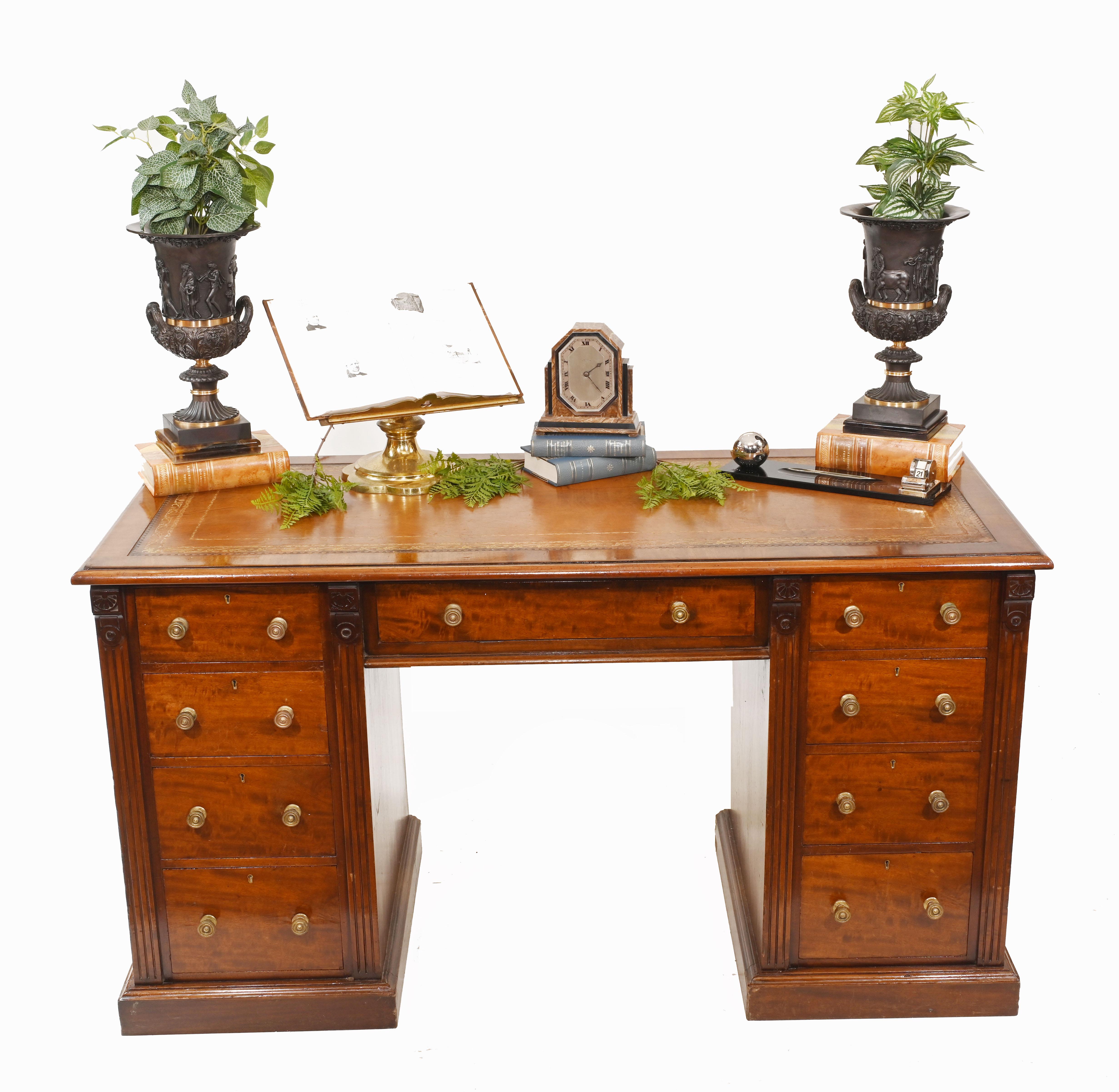 Gorgeous Edwardian pedestal desk in mahogany
Clean and minimal design and we date to circa 1910
Bought from a dealer on London's Fulham Road
Some of our items are in storage so please check ahead of a viewing to see if it is on our shop