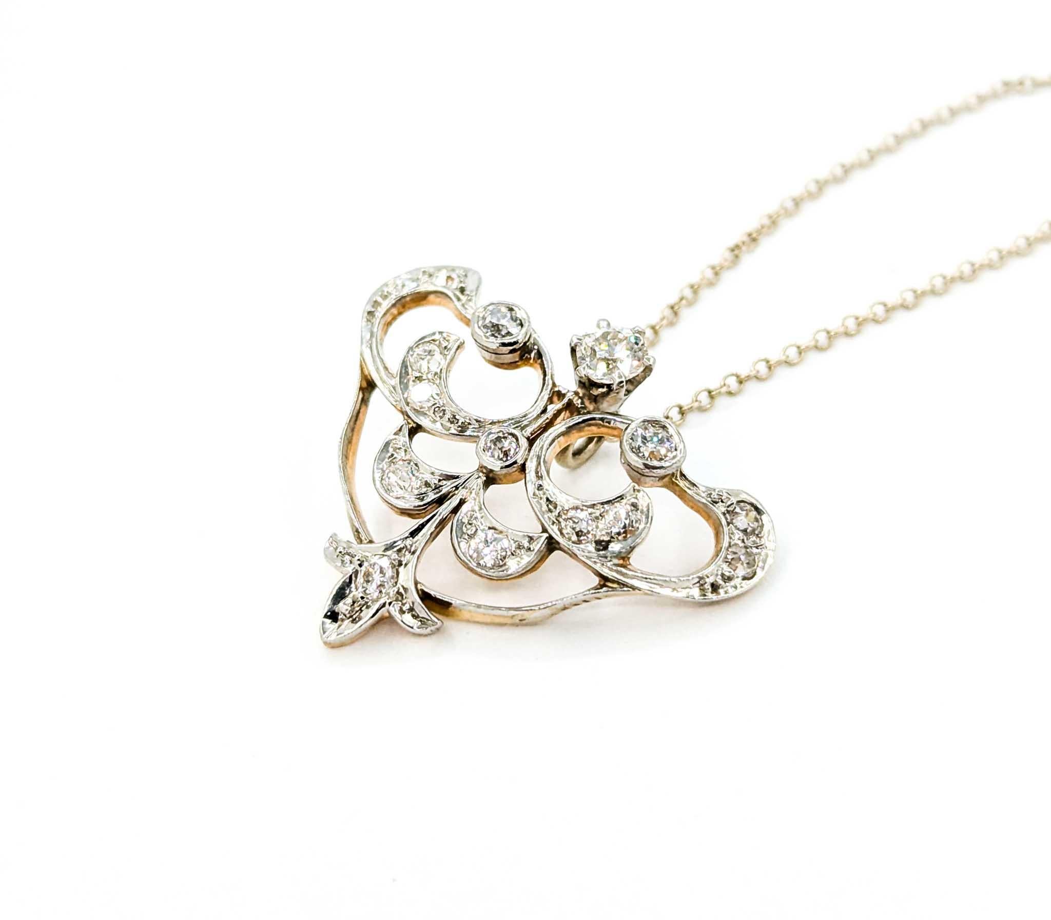 Edwardian Pendant Lavalier in 14k White Gold In Excellent Condition For Sale In Bloomington, MN