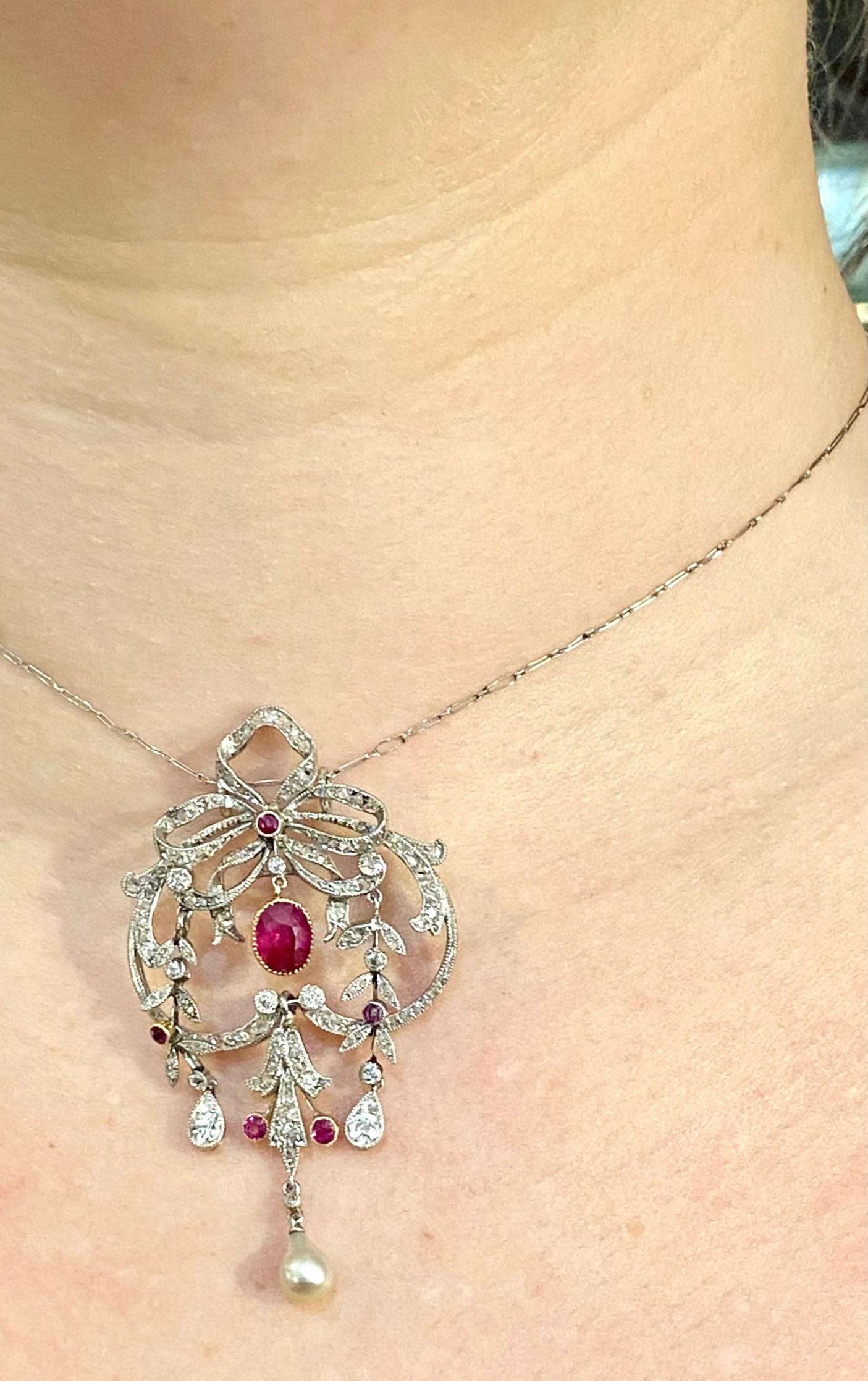 Edwardian Pendant with Chain / Brooch Platinum, Gold, Diamonds and Birma Ruby For Sale 5