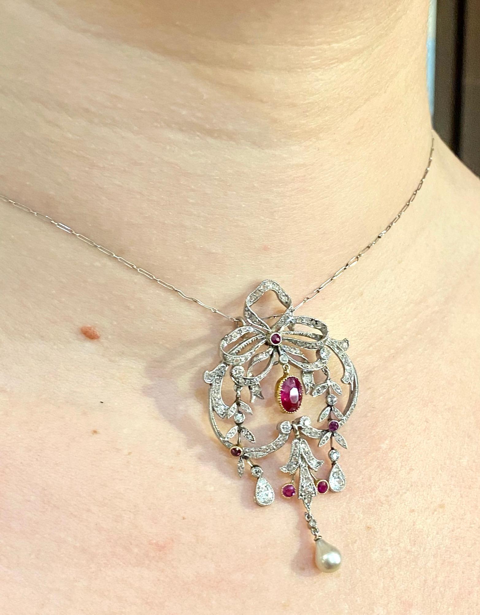 Edwardian Pendant with Chain / Brooch Platinum, Gold, Diamonds and Birma Ruby For Sale 6