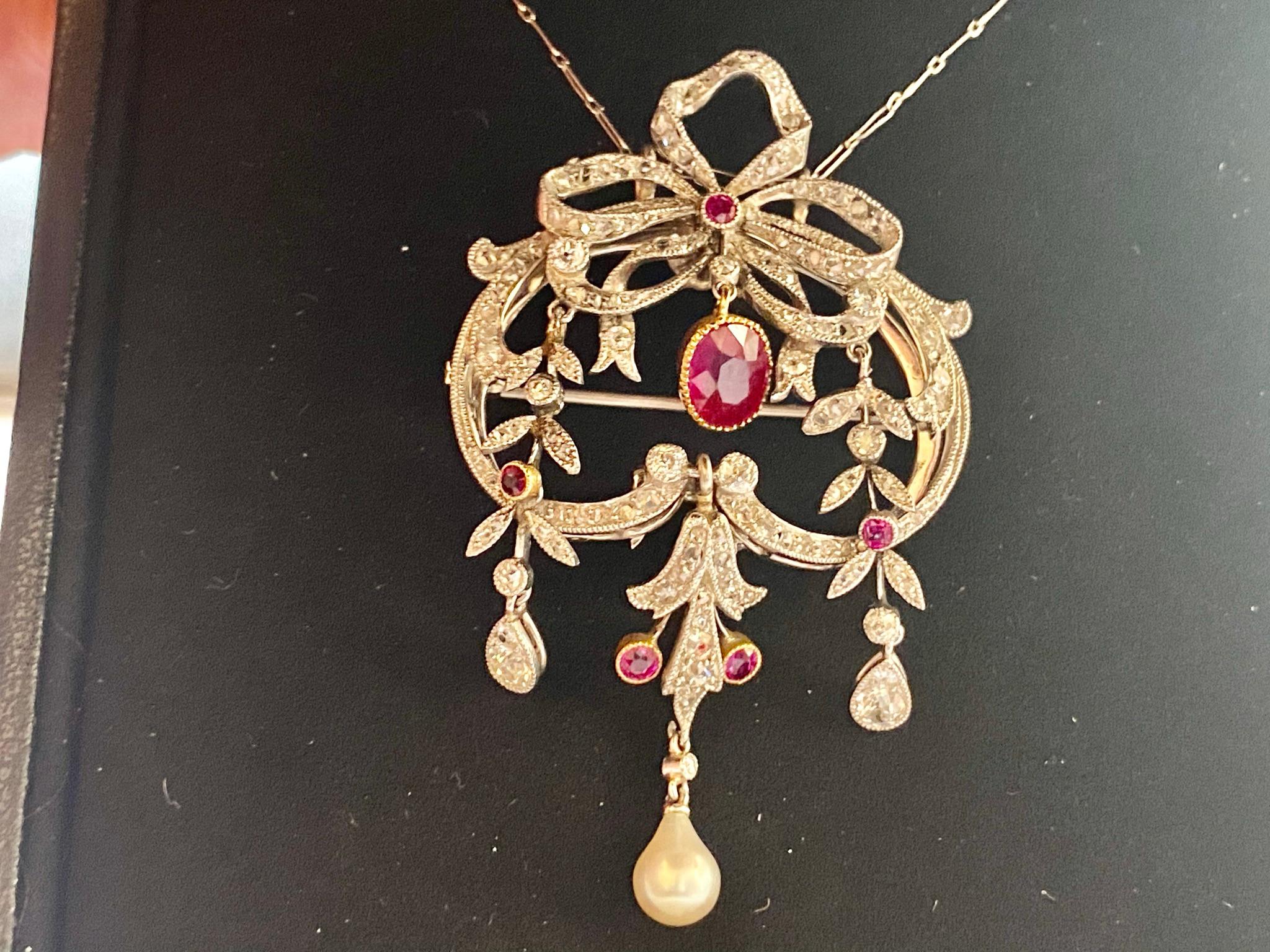 Edwardian Pendant with Chain / Brooch Platinum, Gold, Diamonds and Birma Ruby For Sale 3