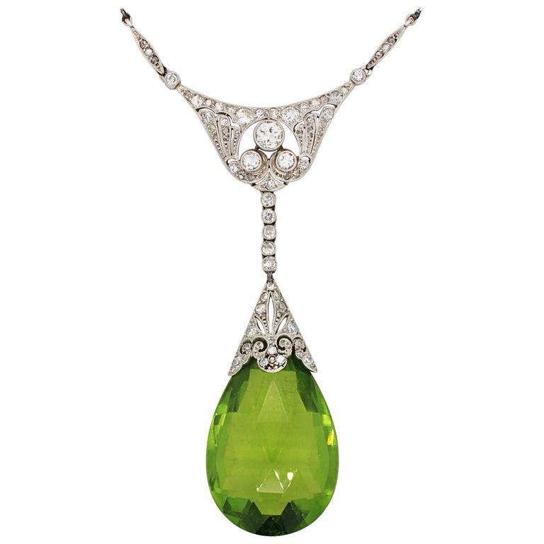Edwardian Peridot Briolette and Diamond Necklace, circa 1910s For Sale