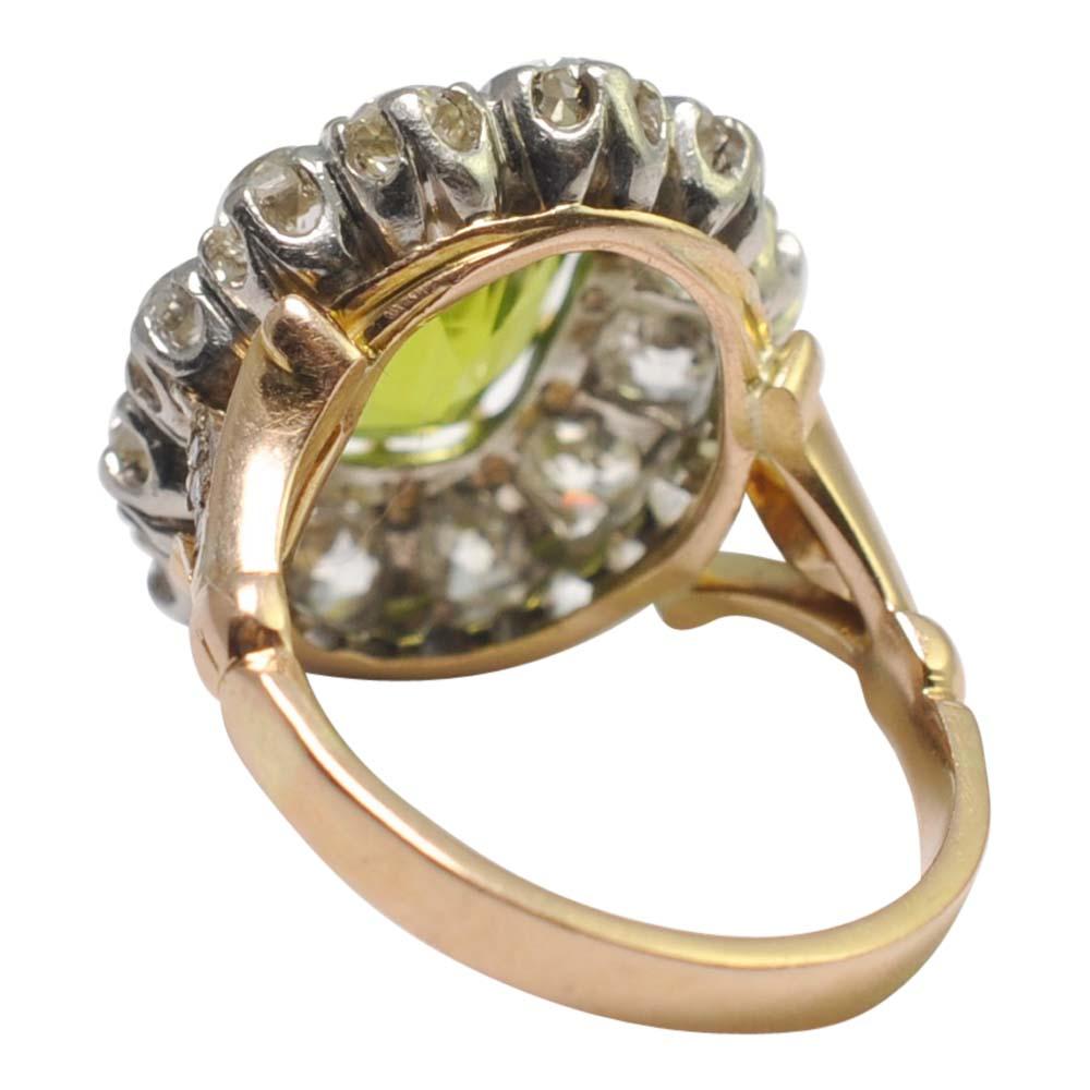 Women's Edwardian Peridot Diamond Cluster Gold Ring For Sale