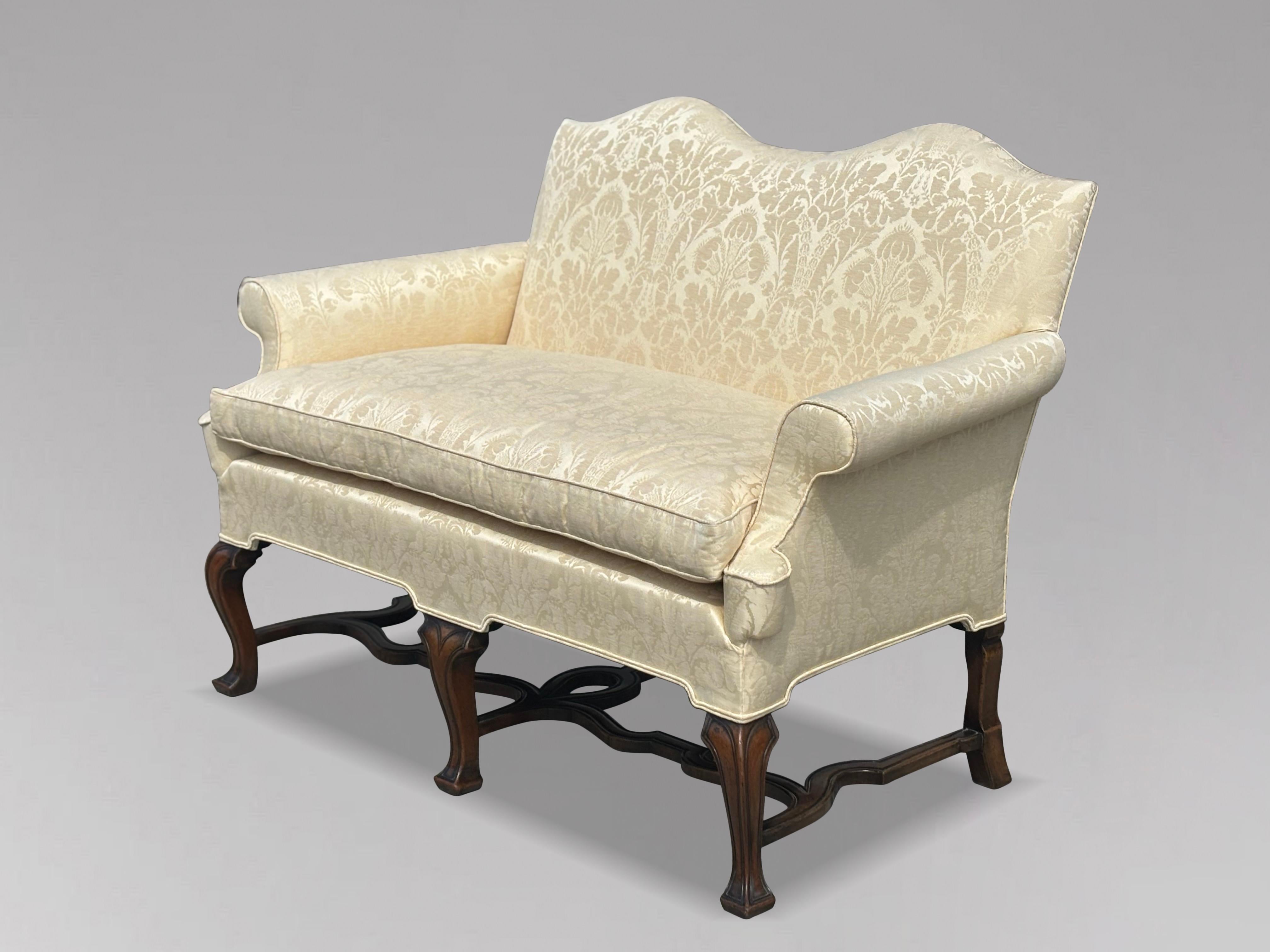 British Edwardian Period Carved Walnut Upholstered Settee of the Queen Anne Style For Sale