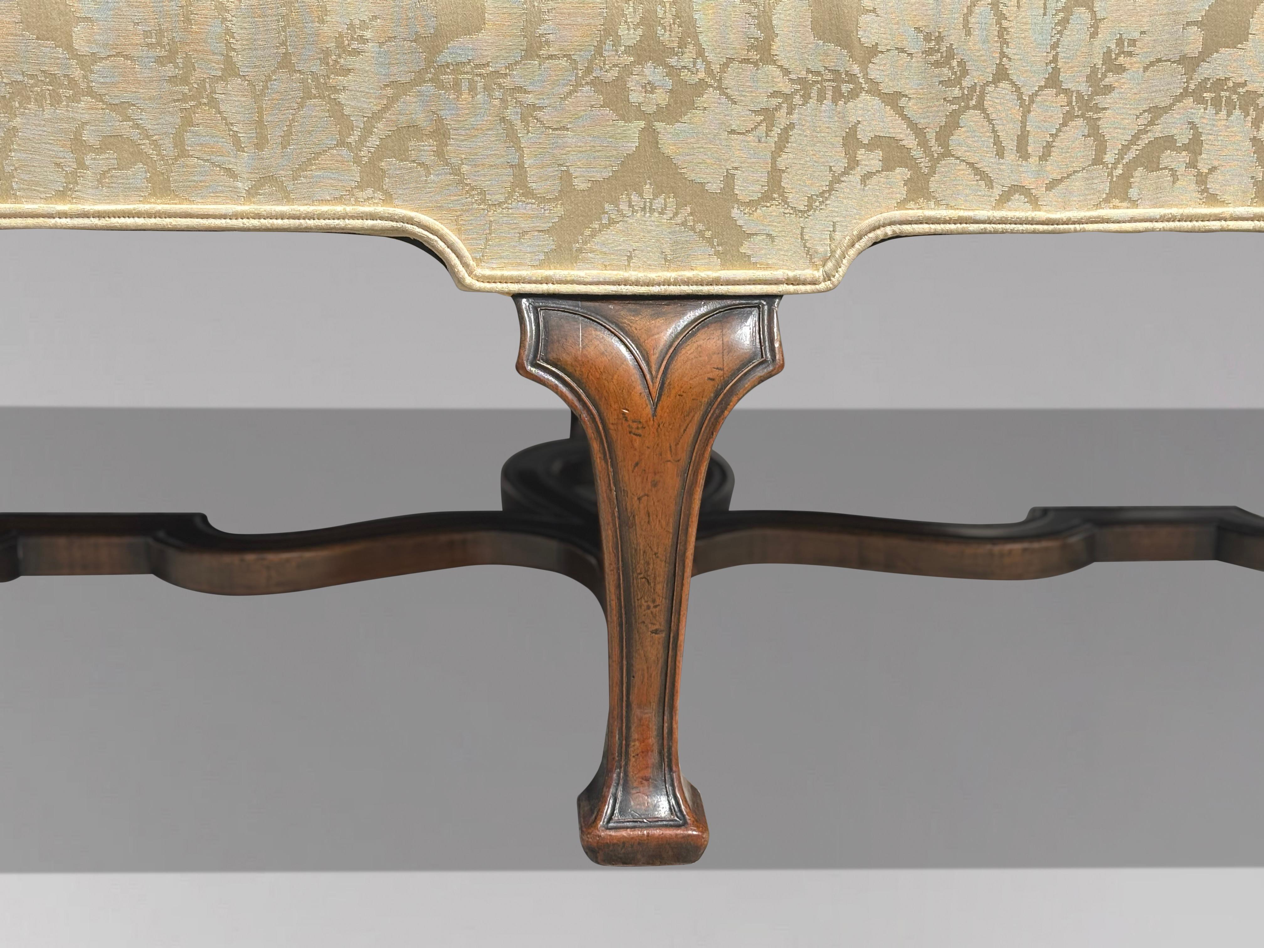 20th Century Edwardian Period Carved Walnut Upholstered Settee of the Queen Anne Style For Sale
