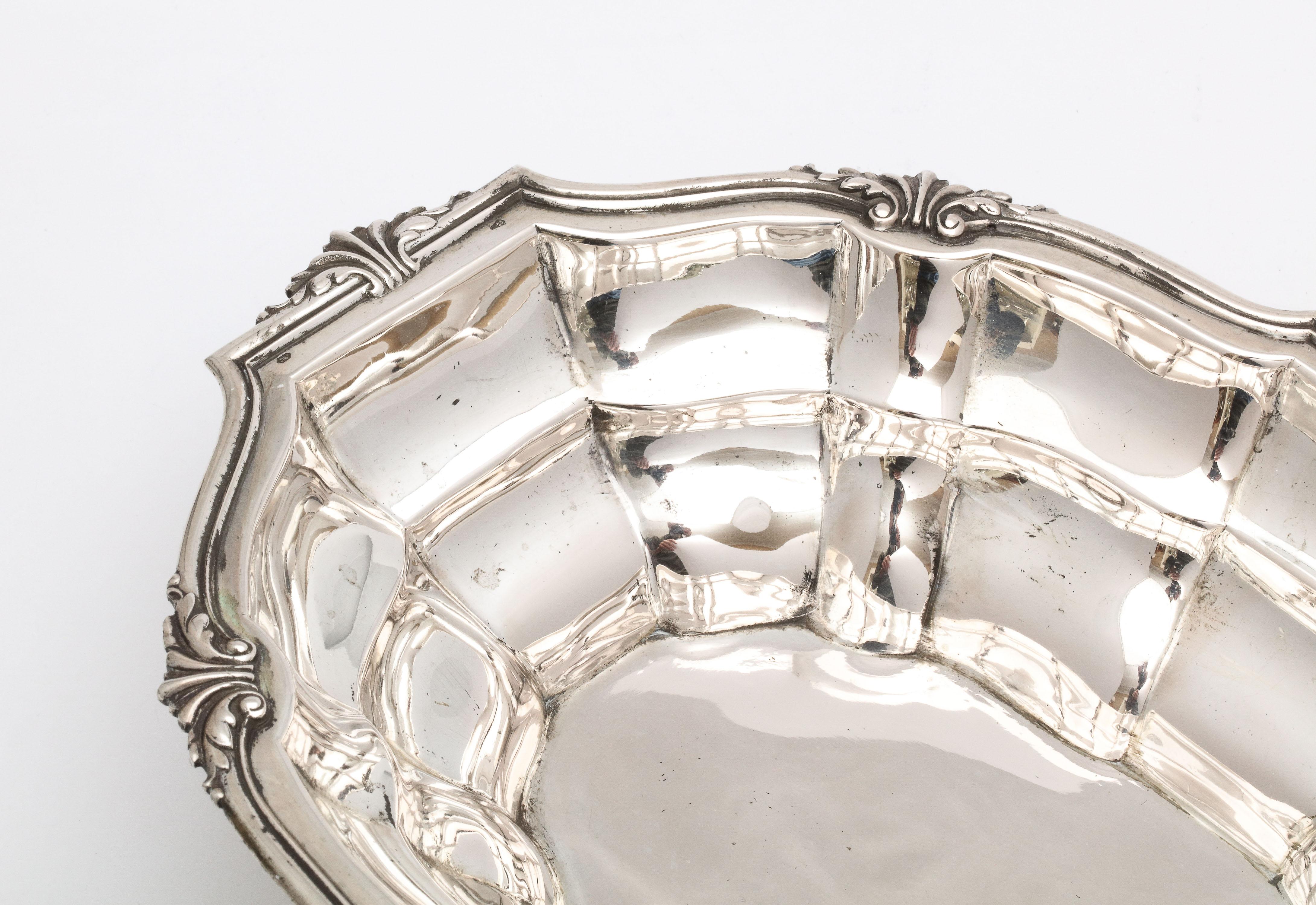 Edwardian Period Continental Silver (.800) Serving Bowl For Sale 1