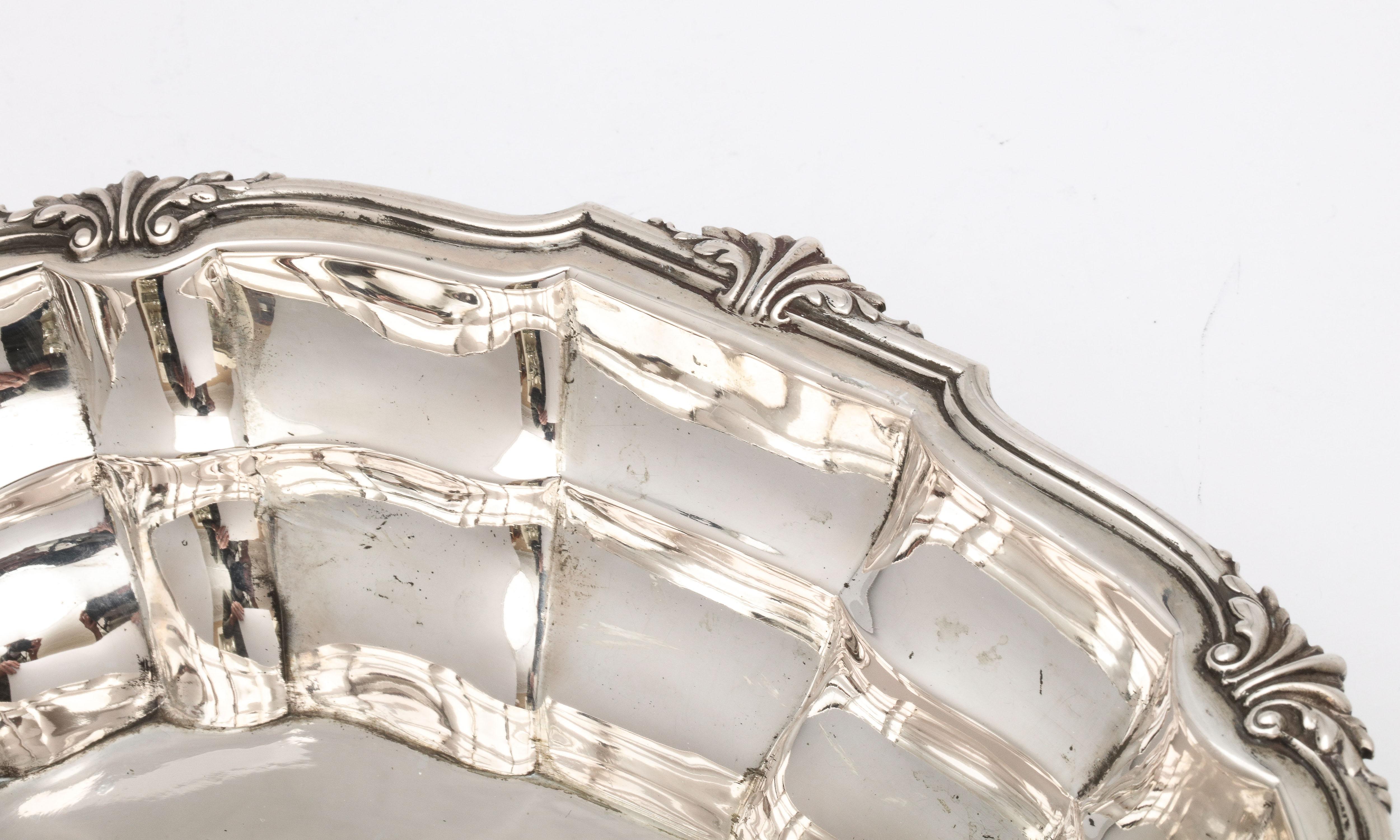 Edwardian Period Continental Silver (.800) Serving Bowl For Sale 2