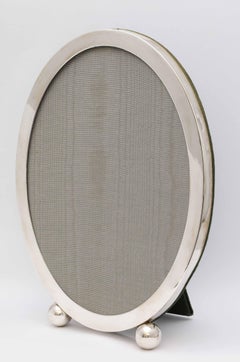 Edwardianischer großer Bilderrahmen aus Sterlingsilber auf Kugelfüßen von Kerr
