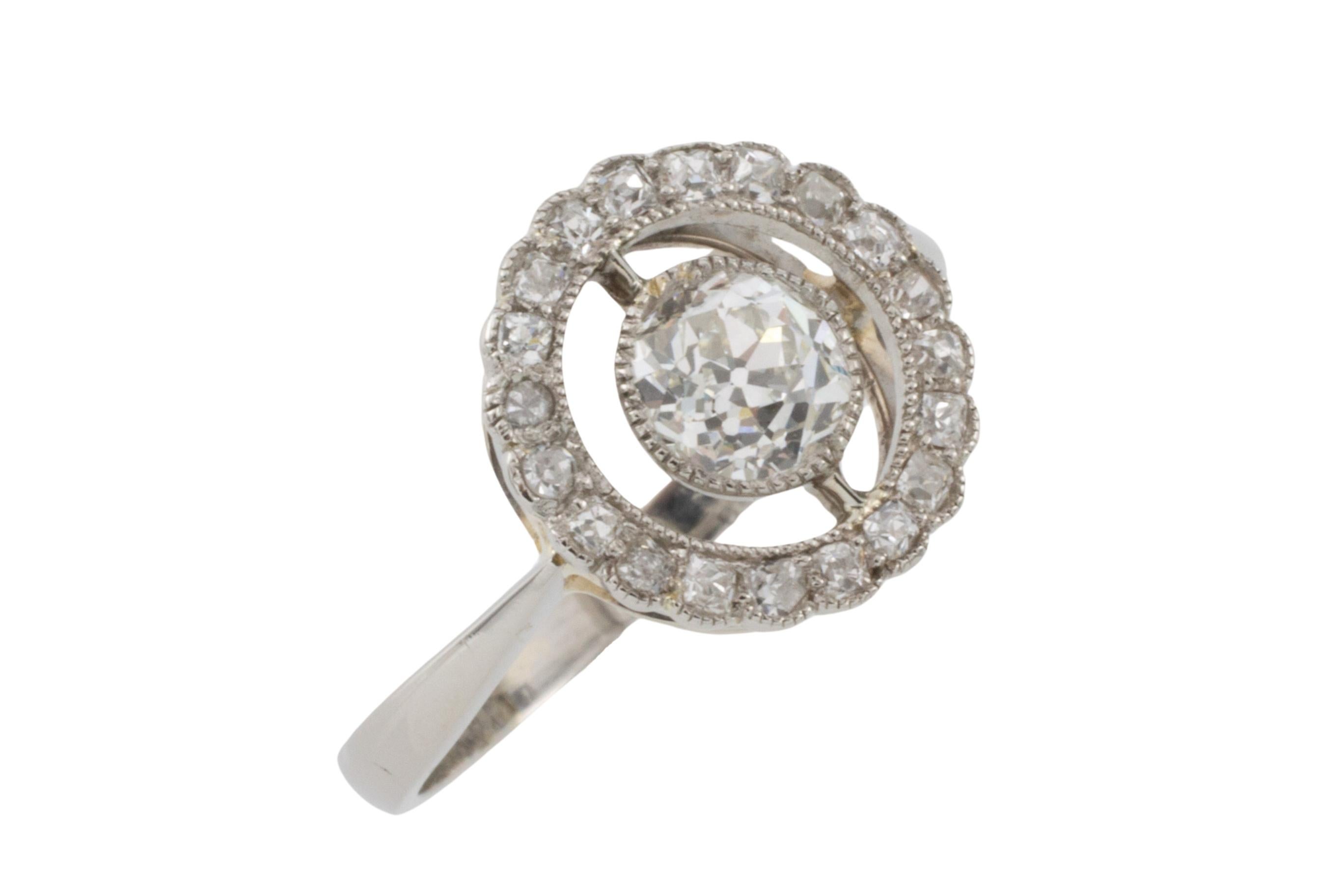 Edwardian period platinum target ring with old cut diamonds For Sale 3