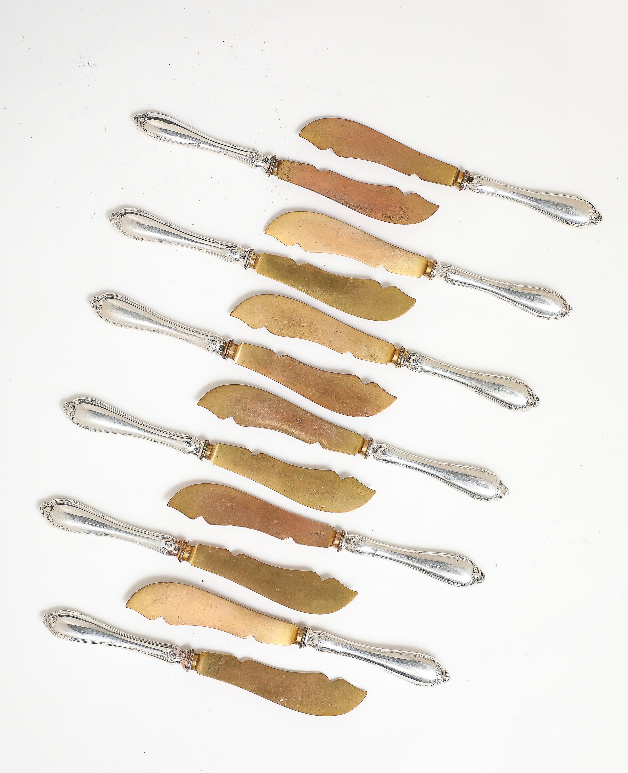 Edwardian Period Russian Silver (.840)- Mounted Fish Serving Set -Service for 12 In Good Condition For Sale In New York, NY