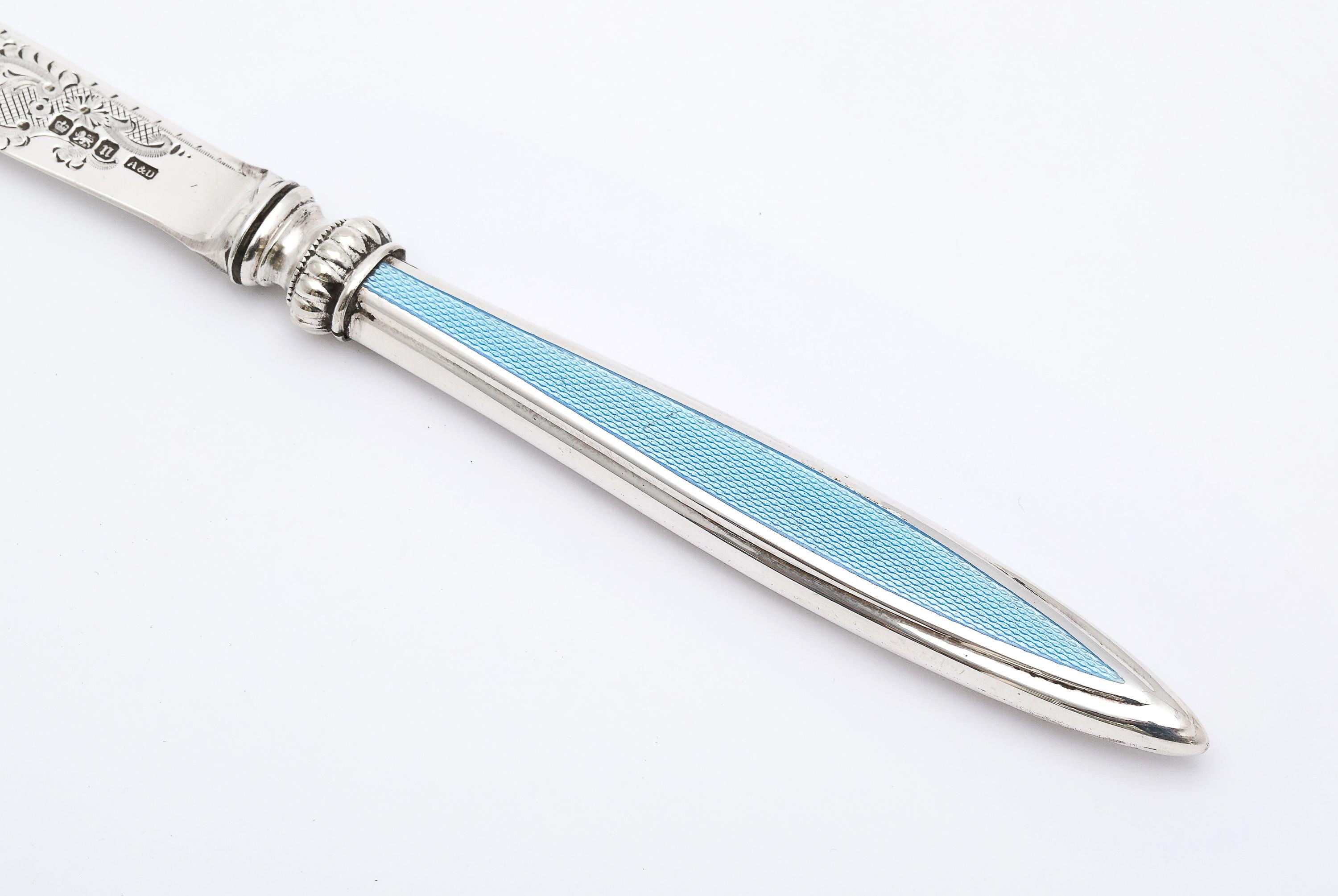 Brieföffner aus Sterlingsilber und blauer Guilloche-Emaille aus der Edwardianischen Periode im Angebot 2