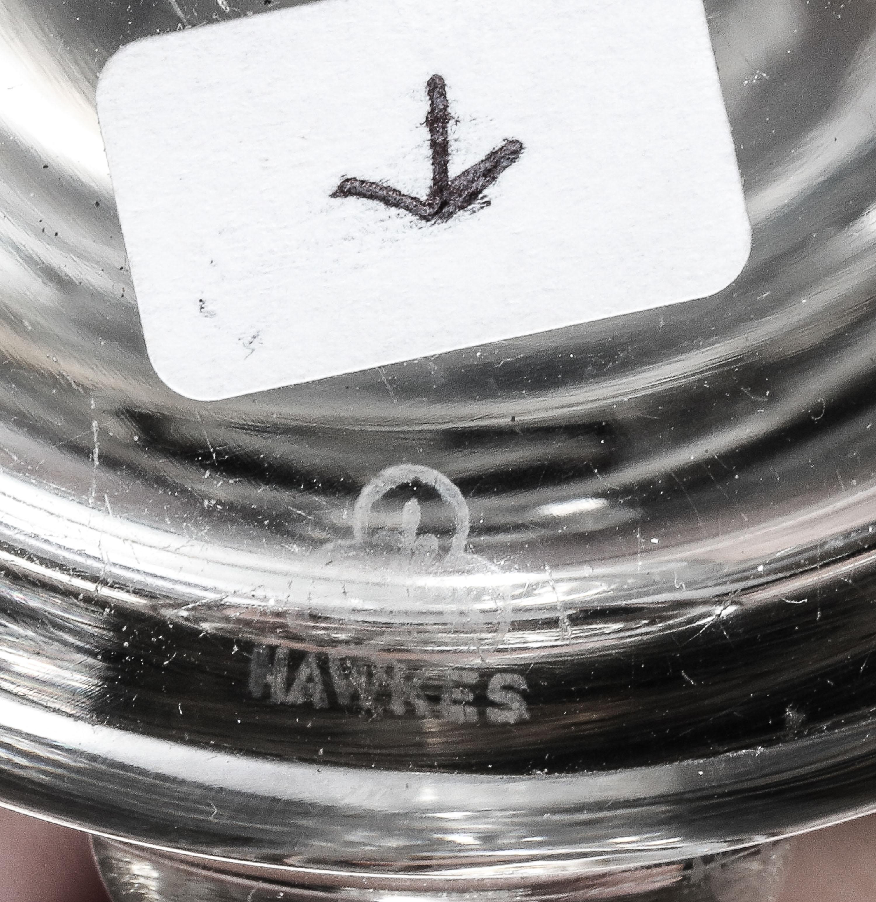 Syrup-Krug aus geätztem Glas mit Sterlingsilberbeschlägen aus der Edwardianischen Periode von Hawkes im Angebot 9