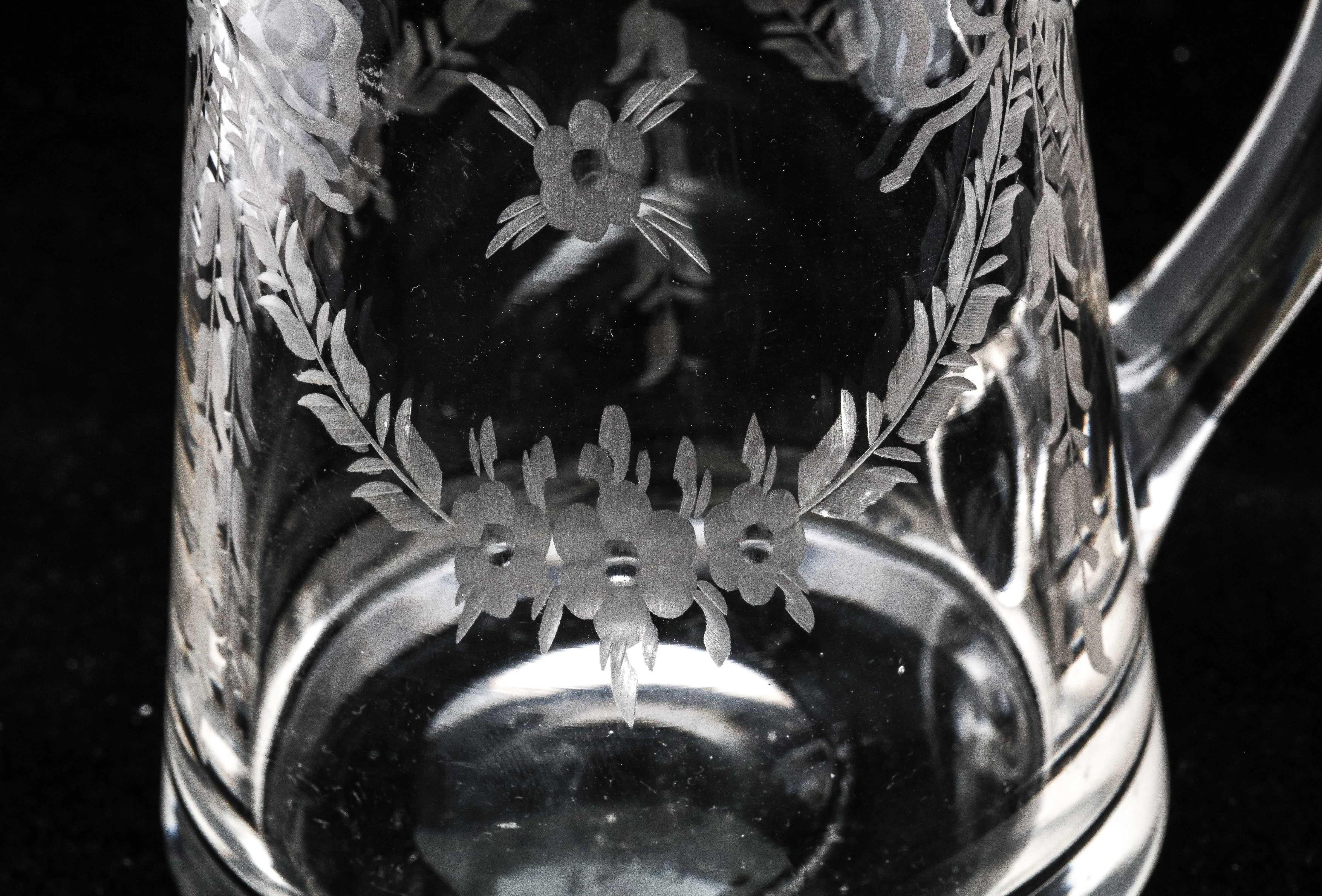 Syrup-Krug aus geätztem Glas mit Sterlingsilberbeschlägen aus der Edwardianischen Periode von Hawkes im Angebot 14