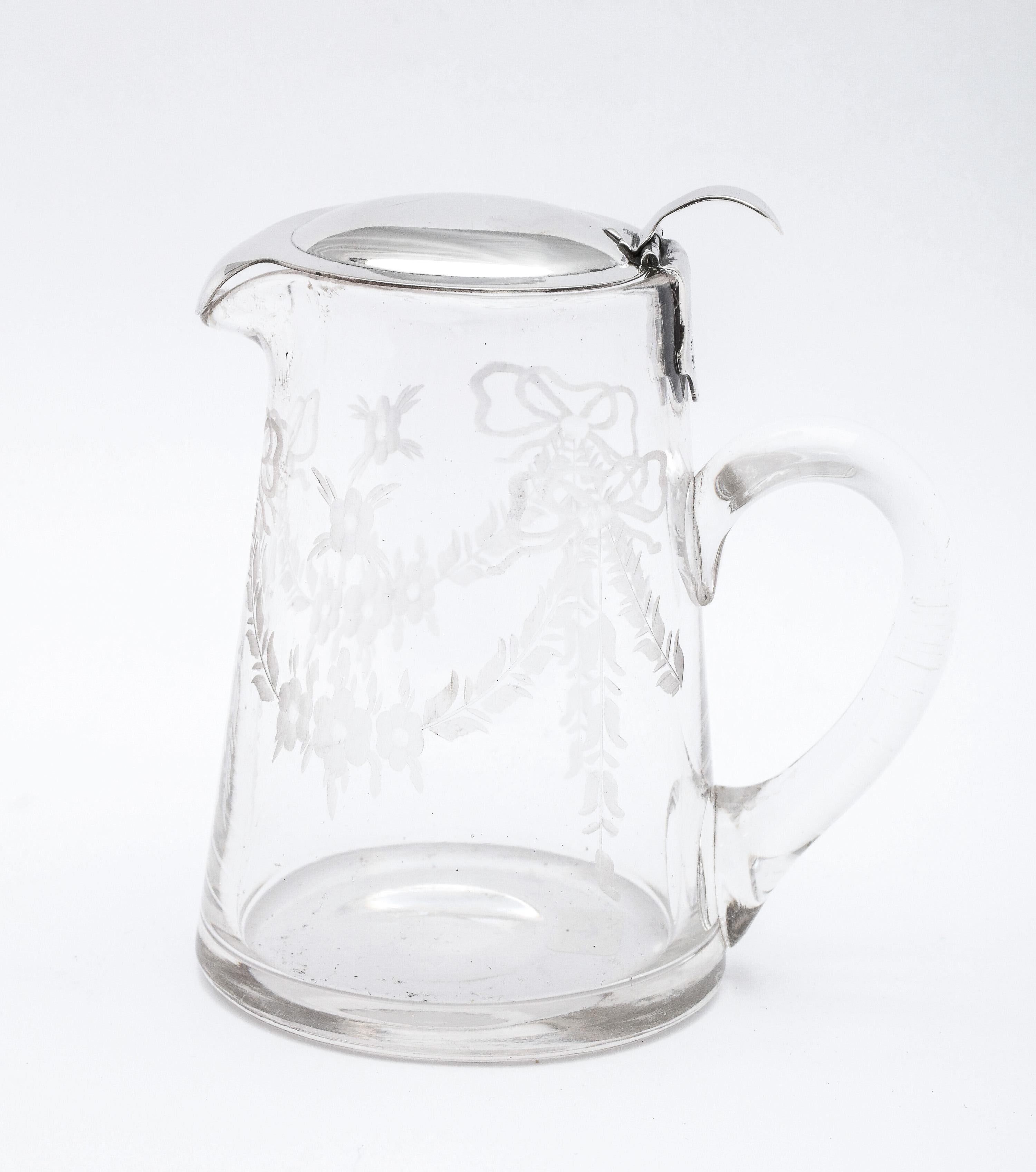 American Edwardian Period Sterling Silver-Mounted Etched Glass Syrup Jug By Hawkes For Sale
