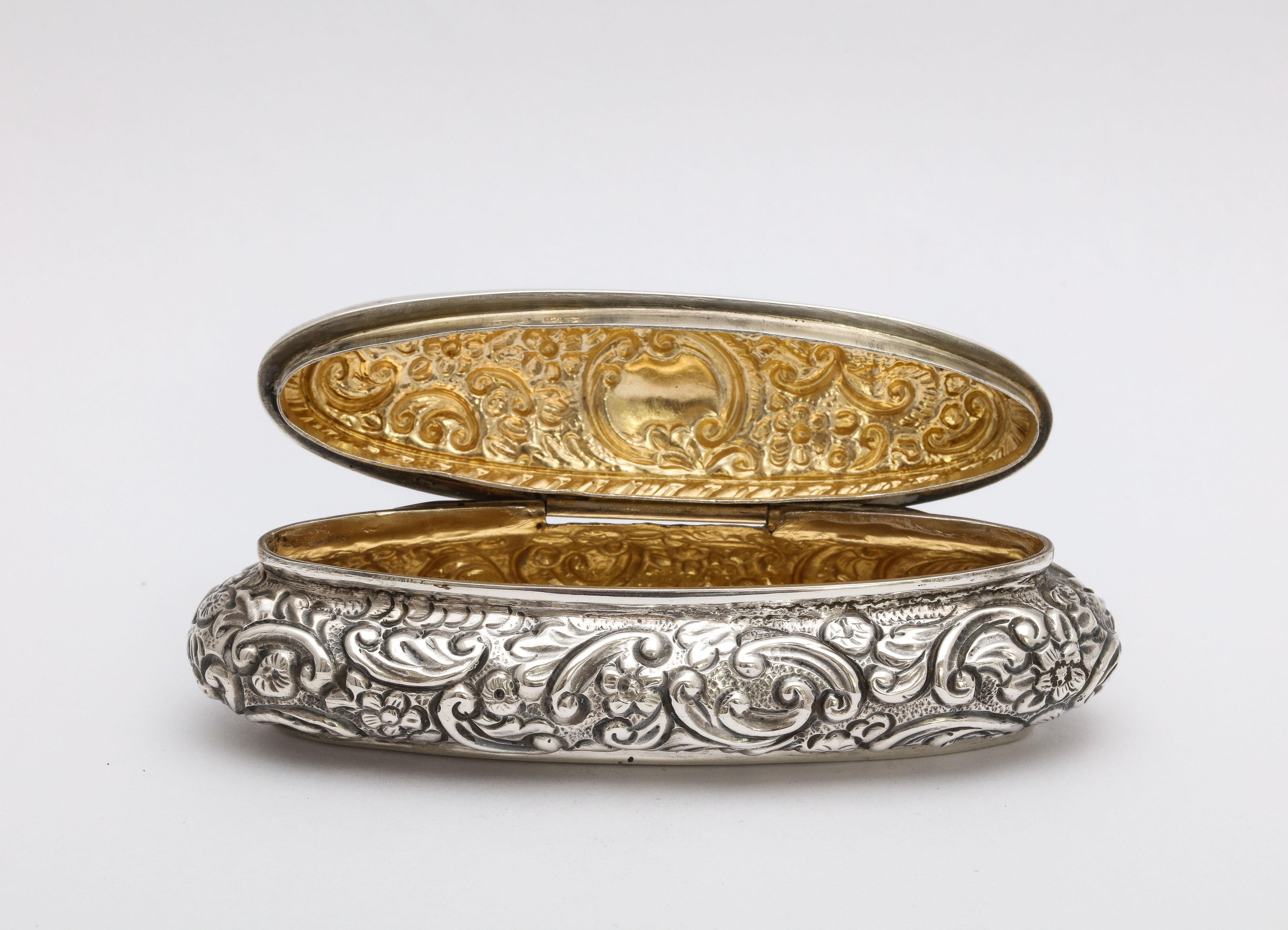 Edwardian Period Sterling Silver Oval Trinkets Box with Hinged Lid 4