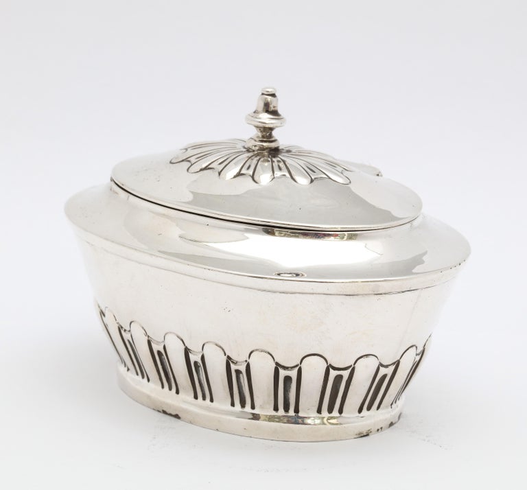Edwardian Period Sterling Silver Tea Caddy With Hinged Lid For Sale 1