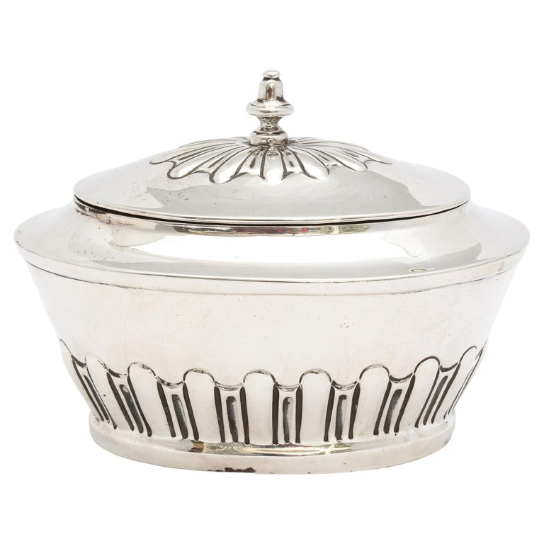 Edwardian Period Sterling Silver Tea Caddy With Hinged Lid For Sale