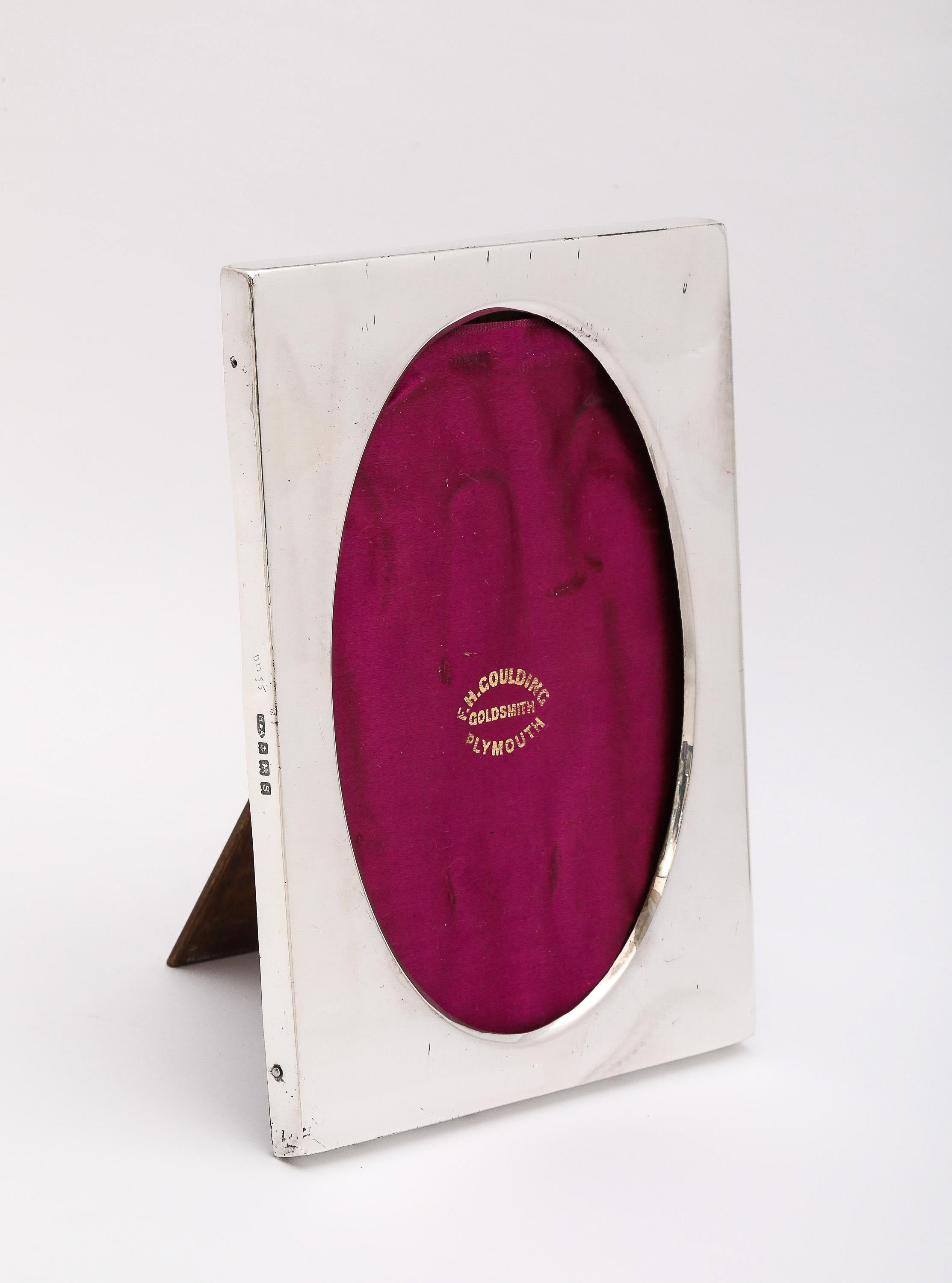 Fama da quadro con supporto in legno in argento Sterling di epoca edoardiana In condizioni buone in vendita a New York, NY